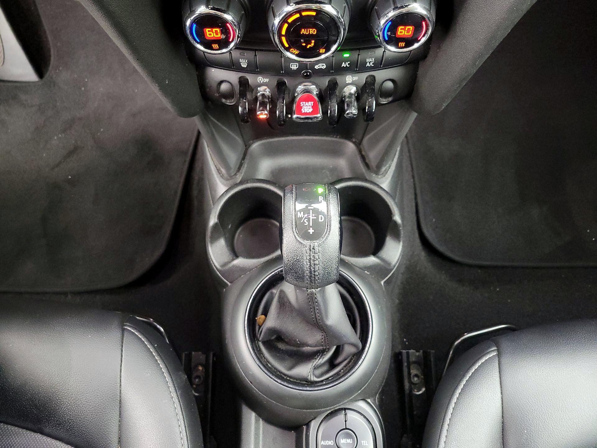 Thumbnail: 2017 MINI Cooper Hardtop - 17