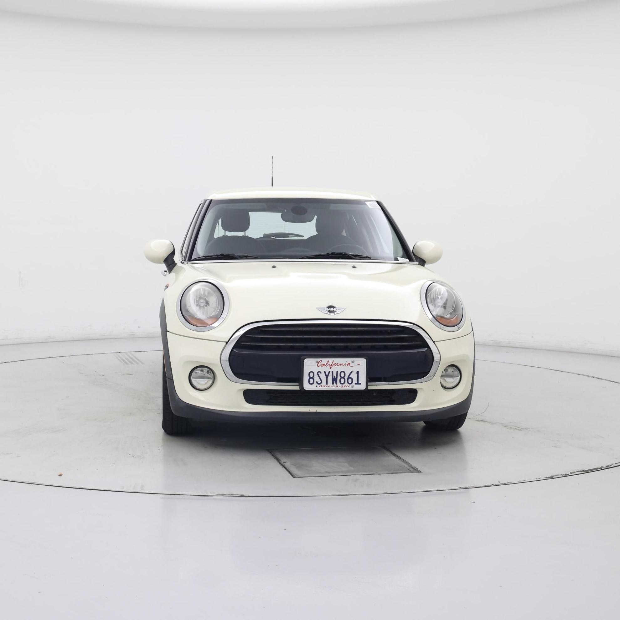 Thumbnail: 2017 MINI Cooper Hardtop - 5