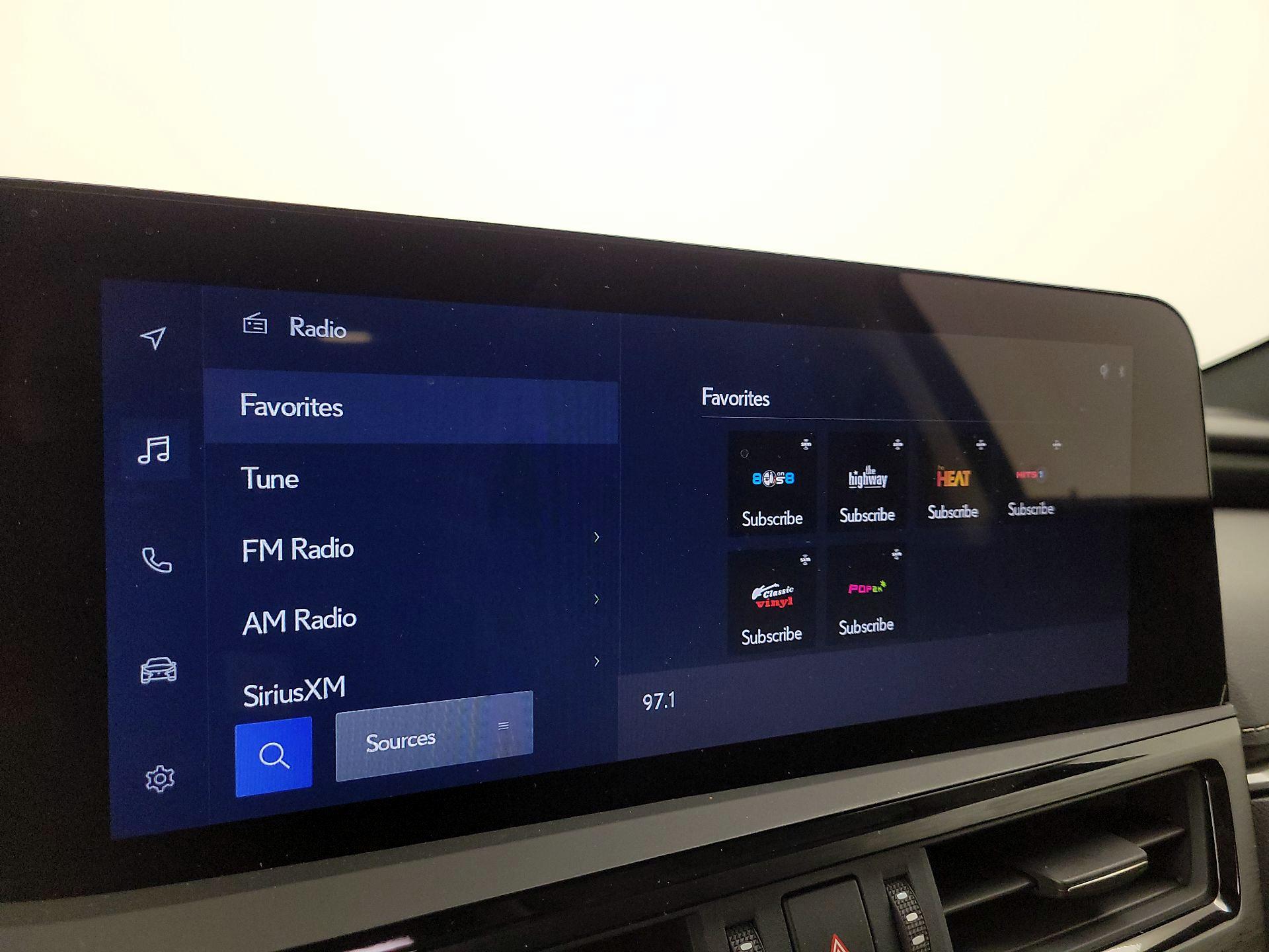 Thumbnail: 2024 Lexus ES - 15