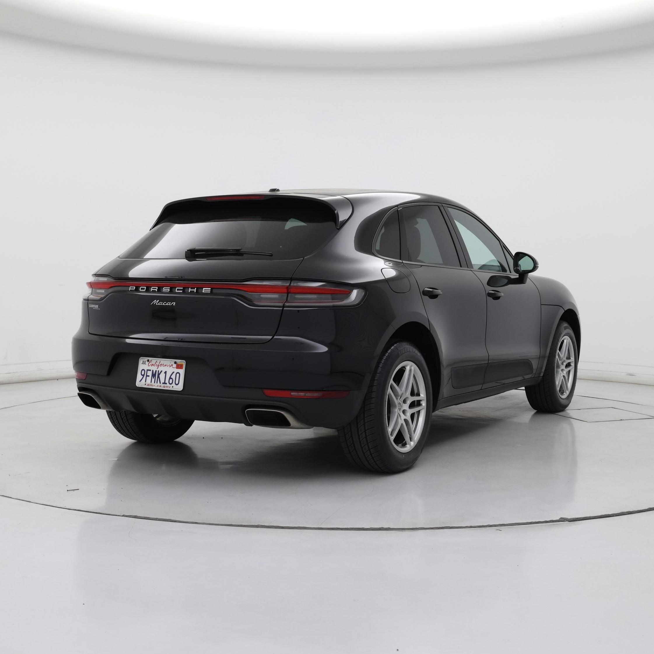 Thumbnail: 2021 Porsche Macan - 8
