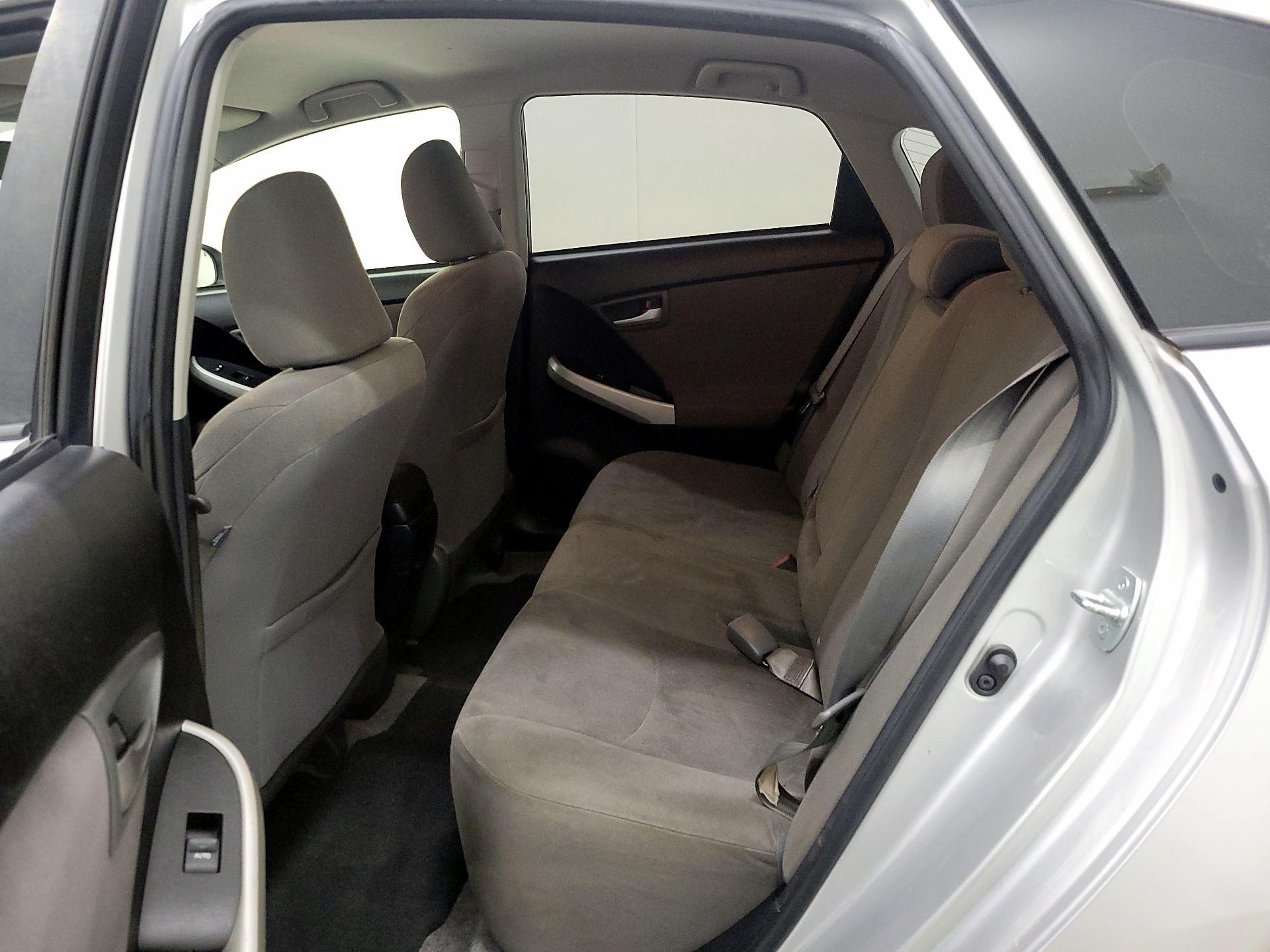 Thumbnail: 2015 Toyota Prius - 19