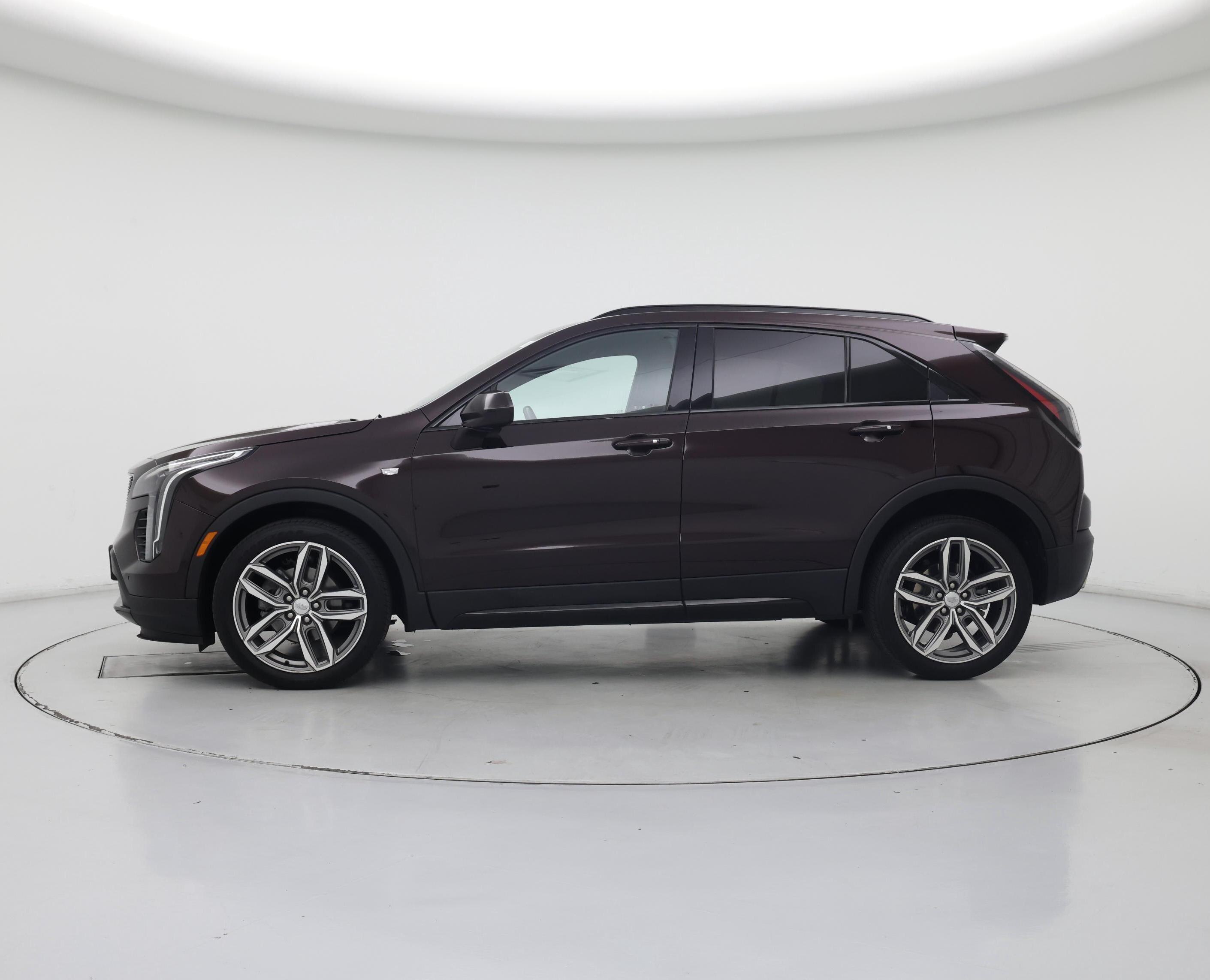 Thumbnail: 2020 Cadillac XT4 - 3