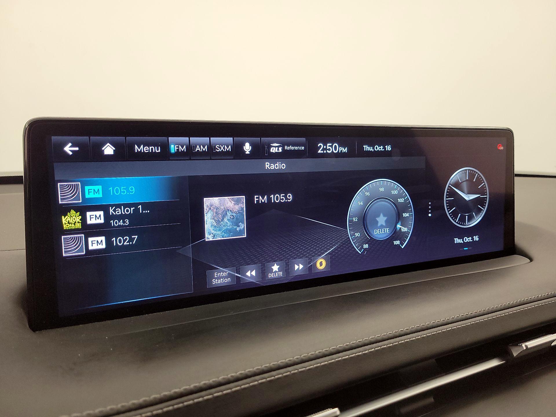 Thumbnail: 2025 Genesis GV70 - 16