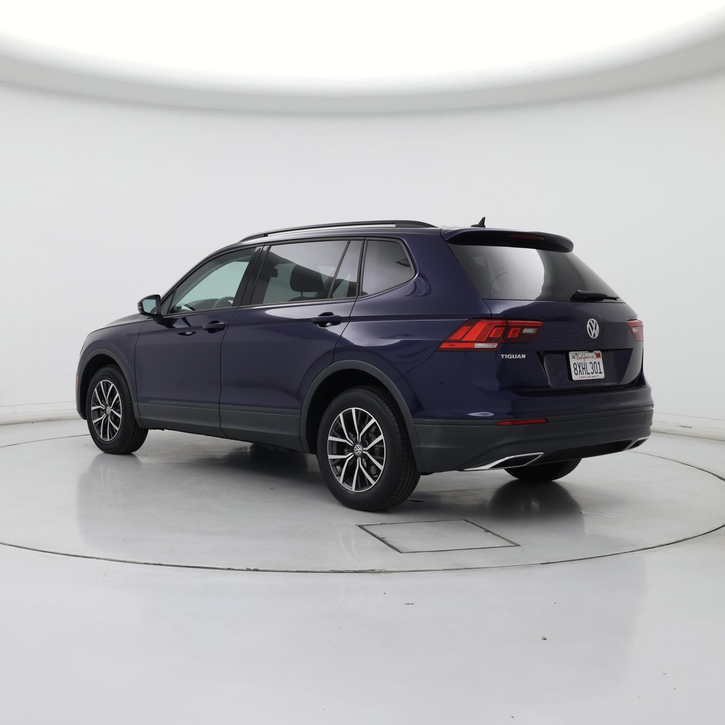 Thumbnail: 2021 Volkswagen Tiguan - 2