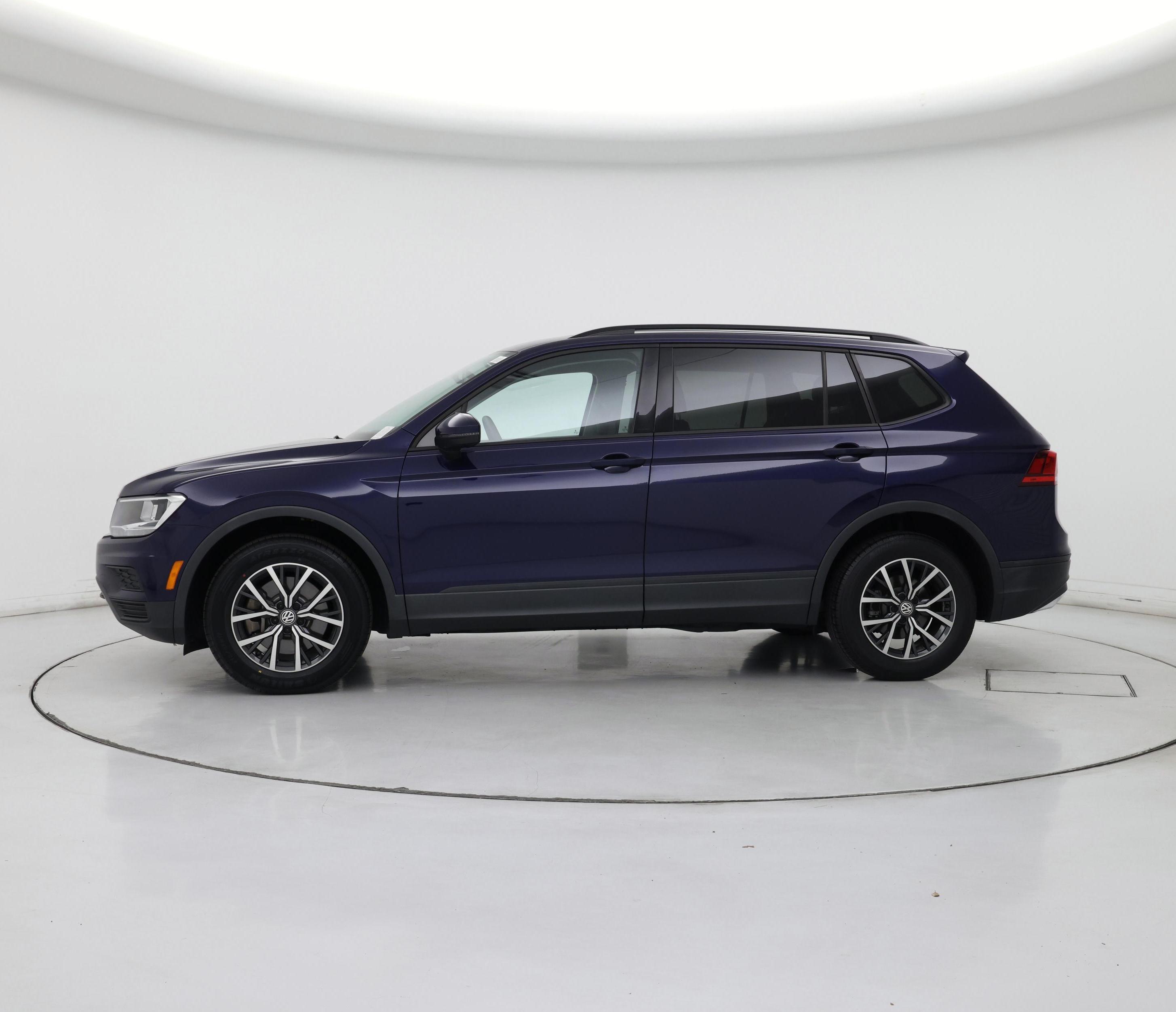 Thumbnail: 2021 Volkswagen Tiguan - 3