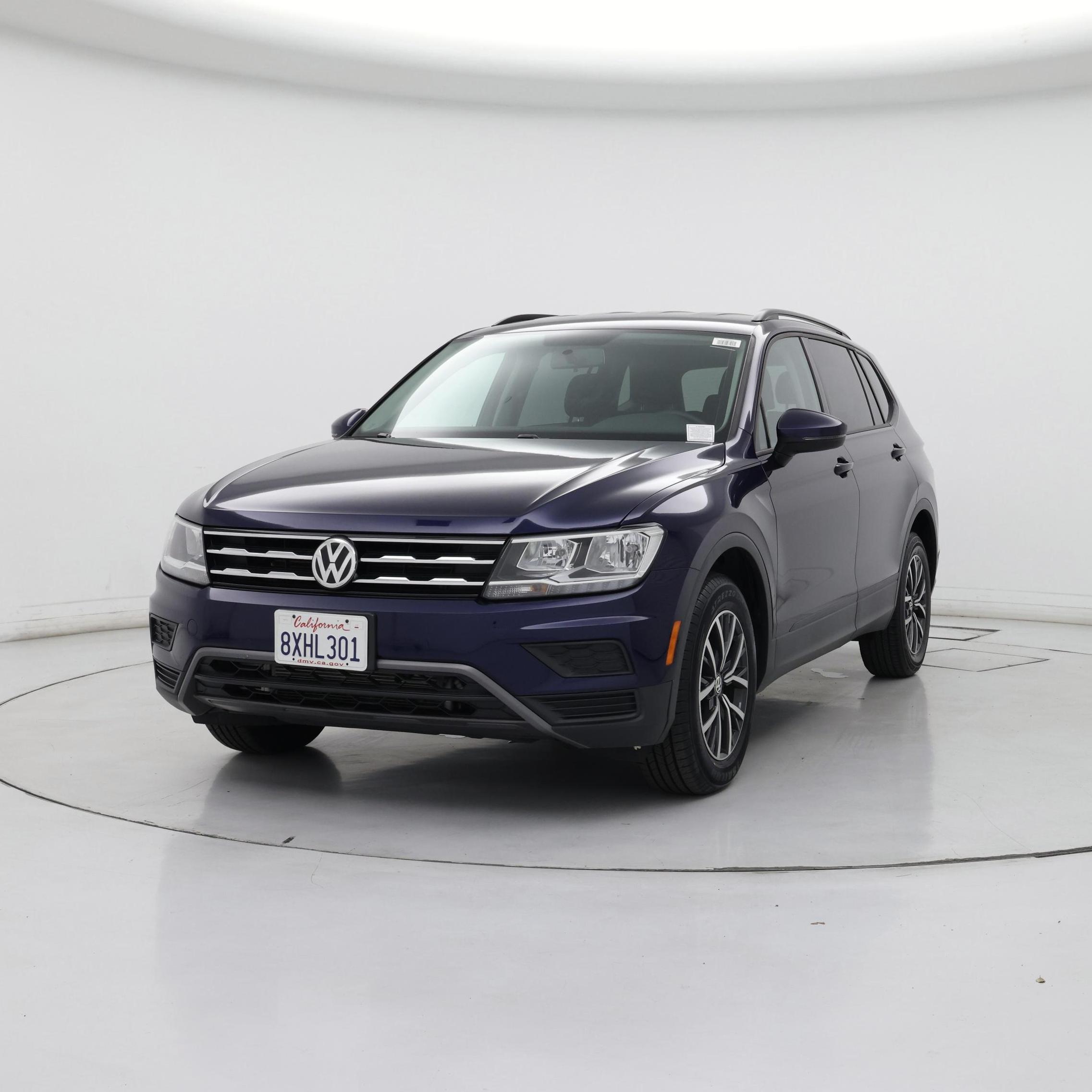 Thumbnail: 2021 Volkswagen Tiguan - 4