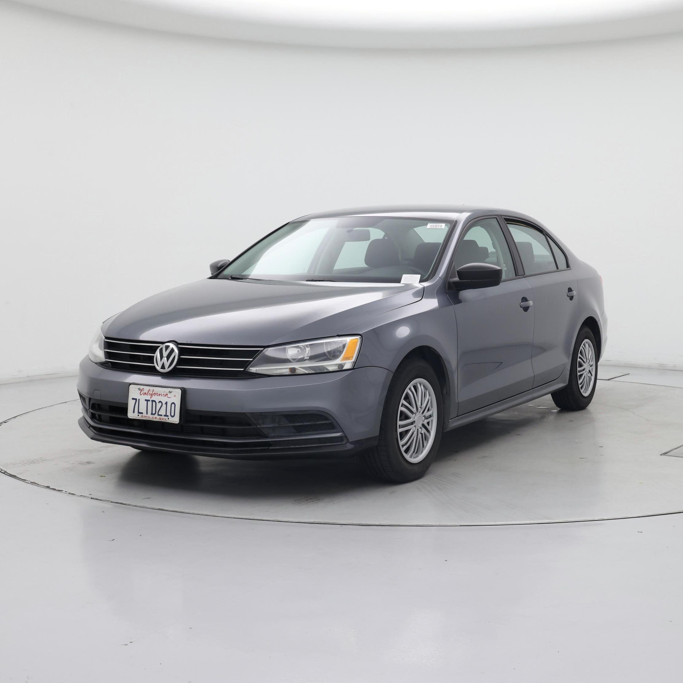 Thumbnail: 2015 Volkswagen Jetta - 4