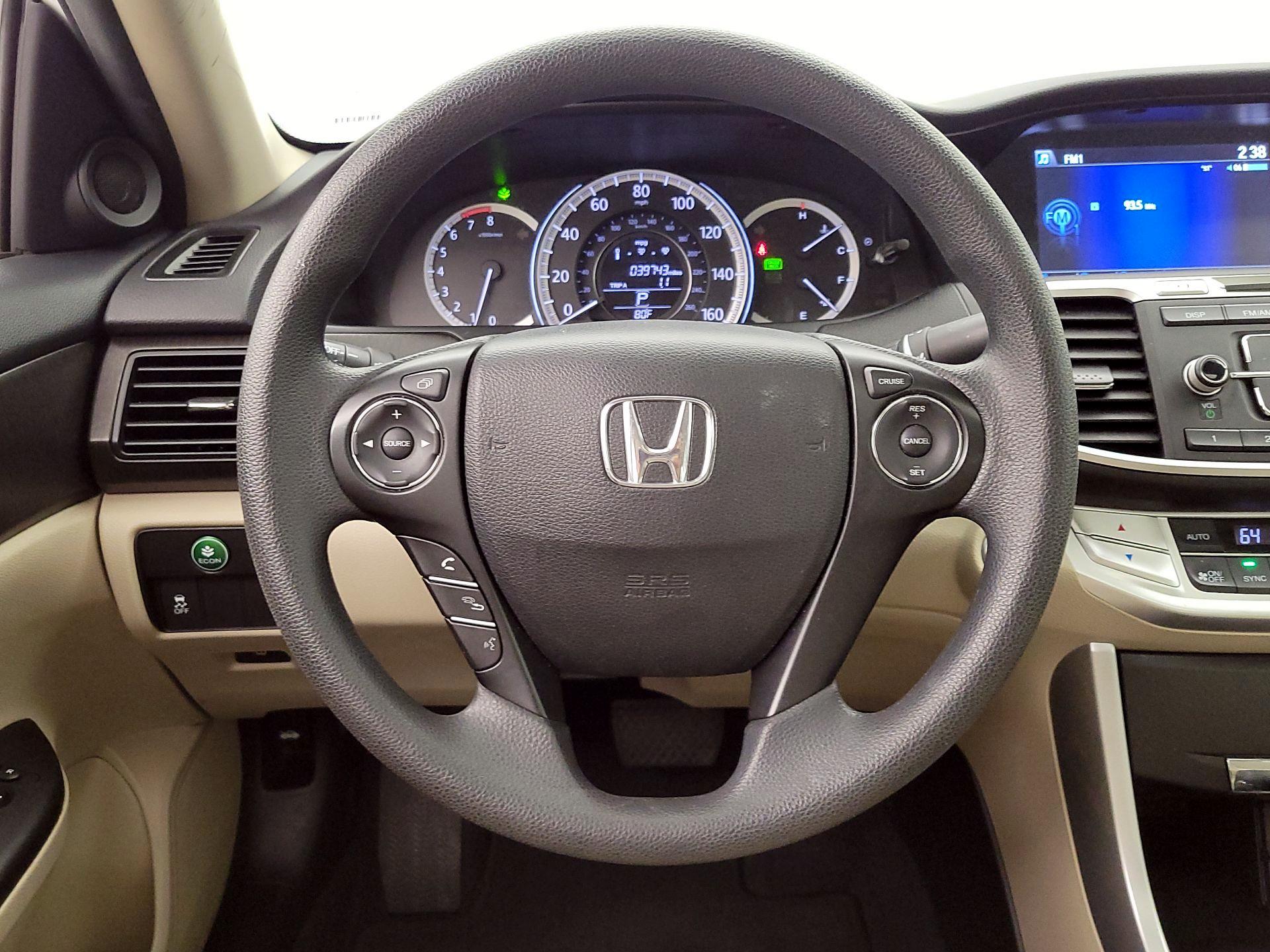 Thumbnail: 2015 Honda Accord - 10