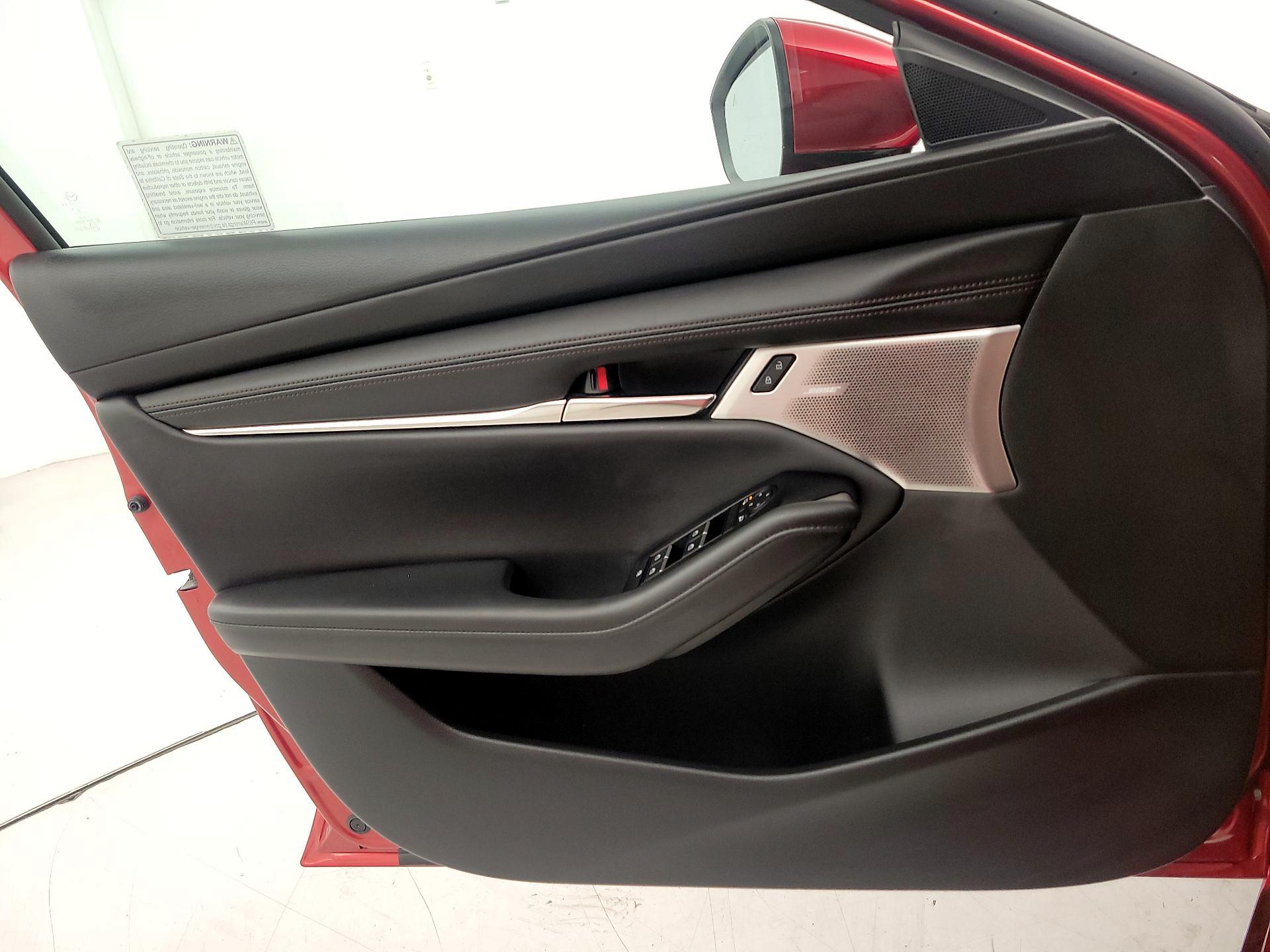 Thumbnail: 2023 Mazda Mazda3 - 12