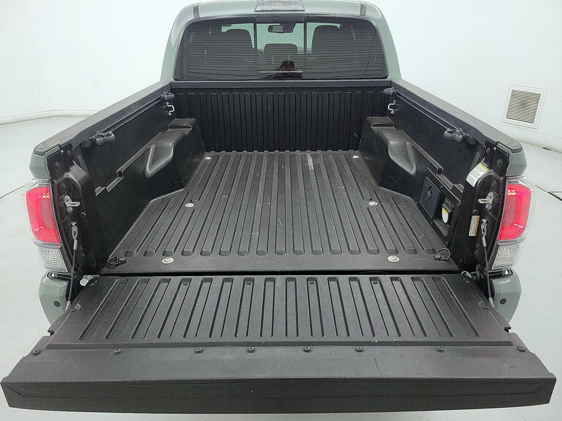 Thumbnail: 2022 Toyota Tacoma - 20