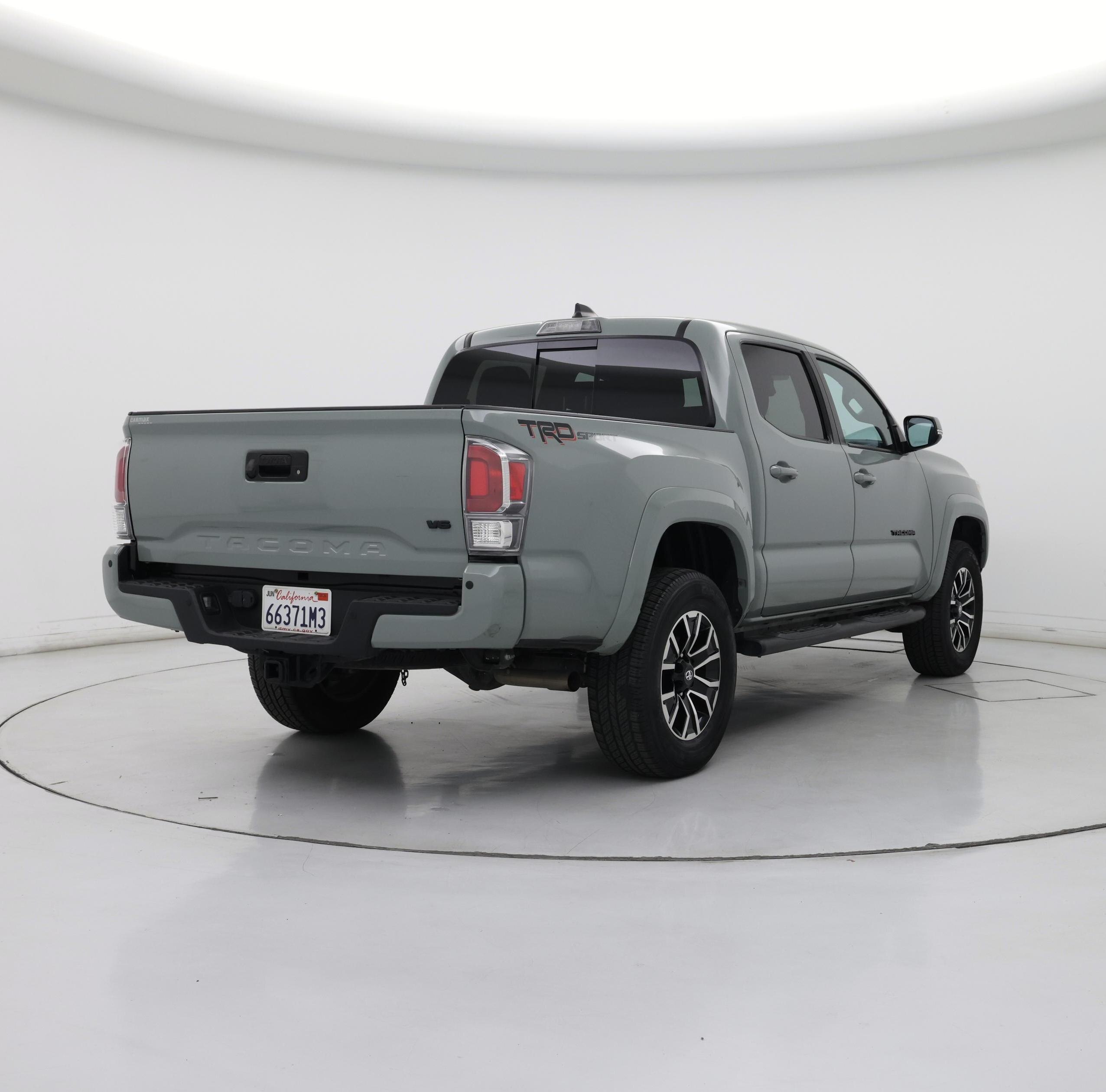 Thumbnail: 2022 Toyota Tacoma - 8