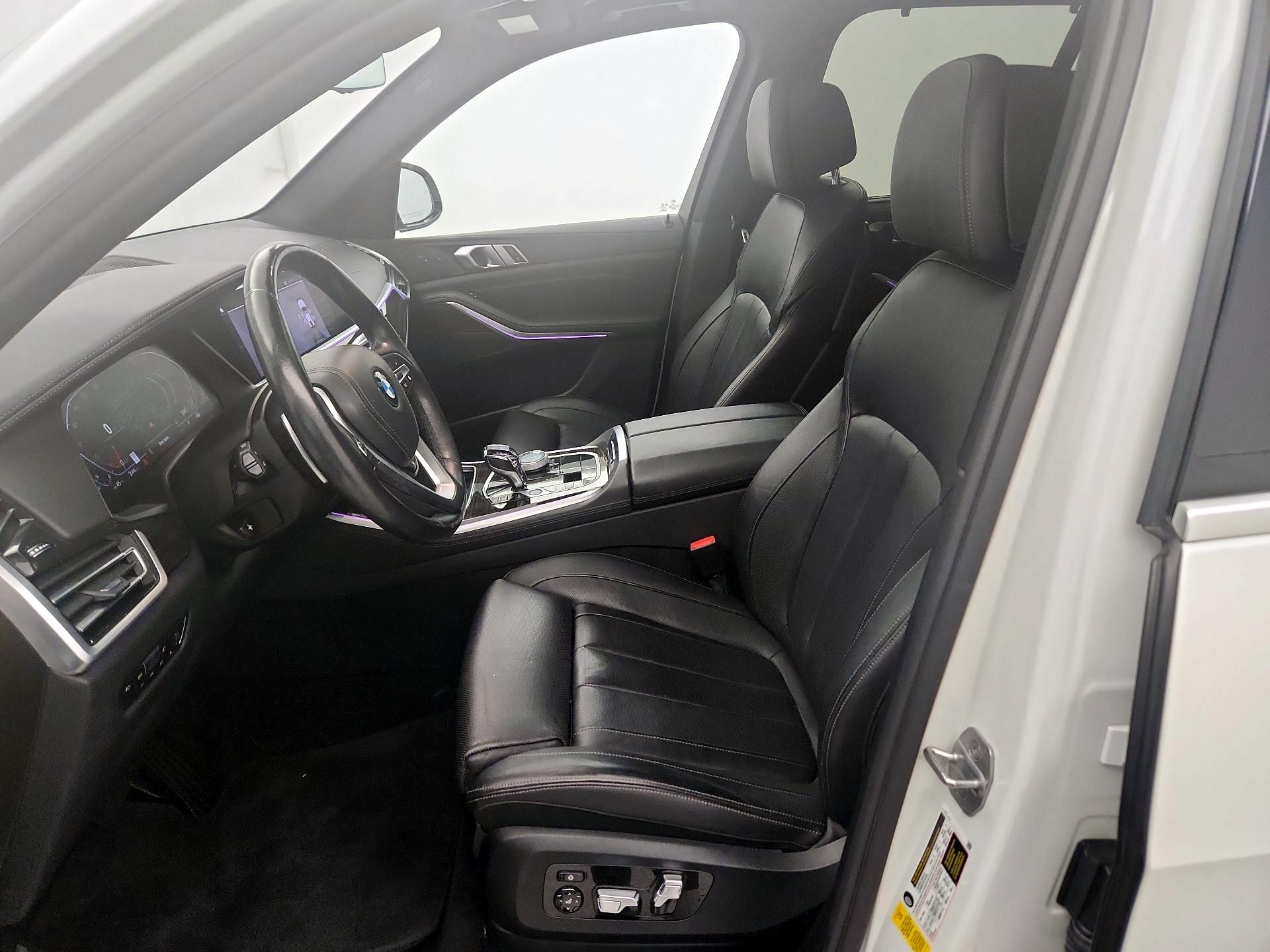 Thumbnail: 2020 BMW X5 - 11