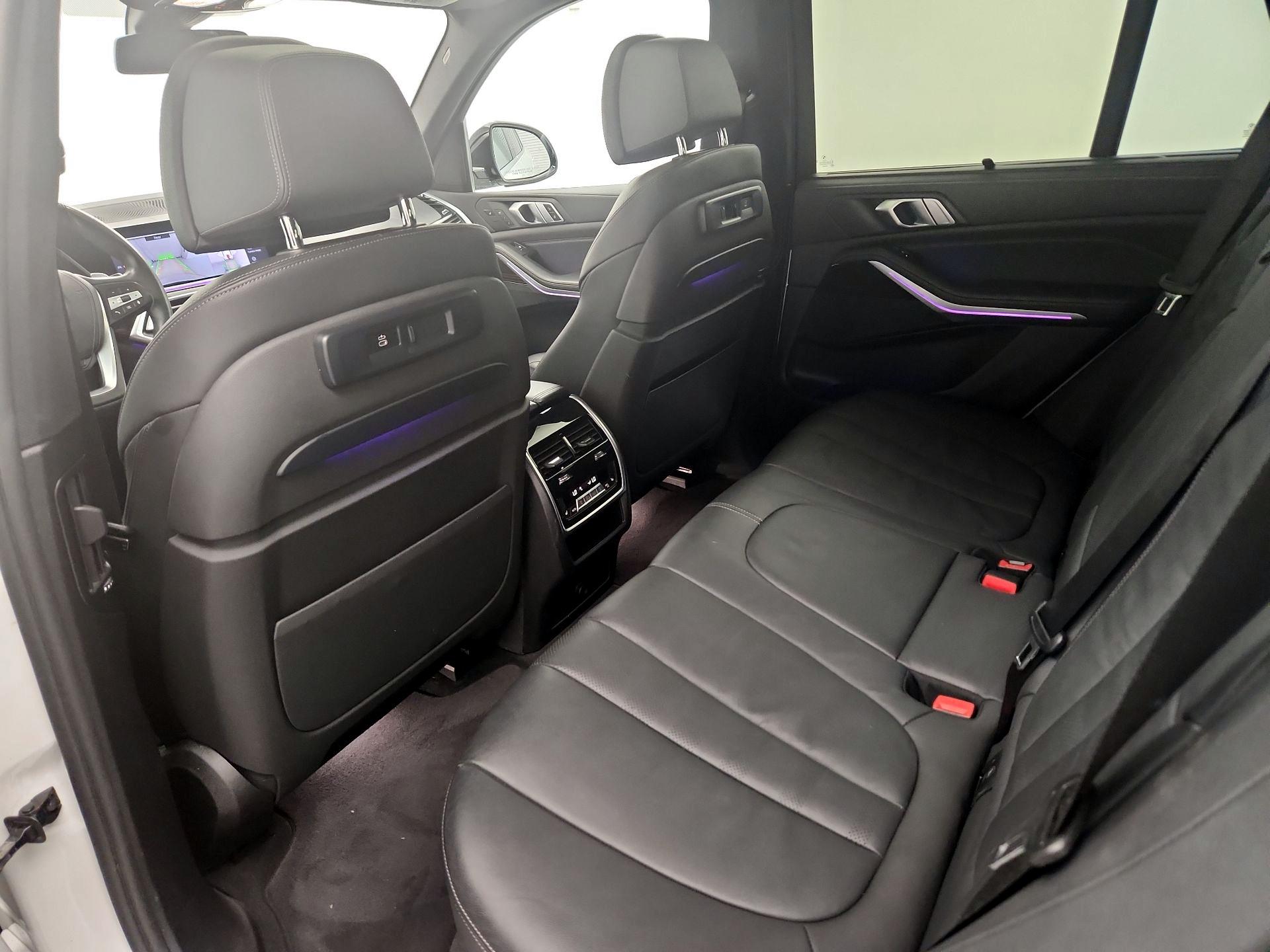 Thumbnail: 2020 BMW X5 - 20