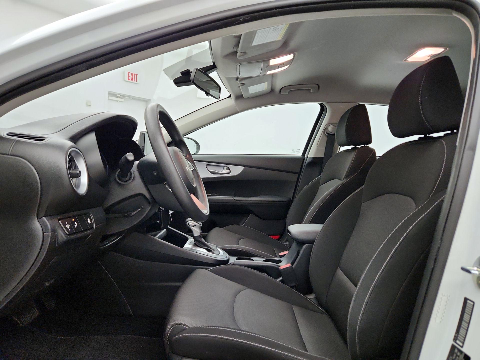 Thumbnail: 2023 Kia Forte - 11