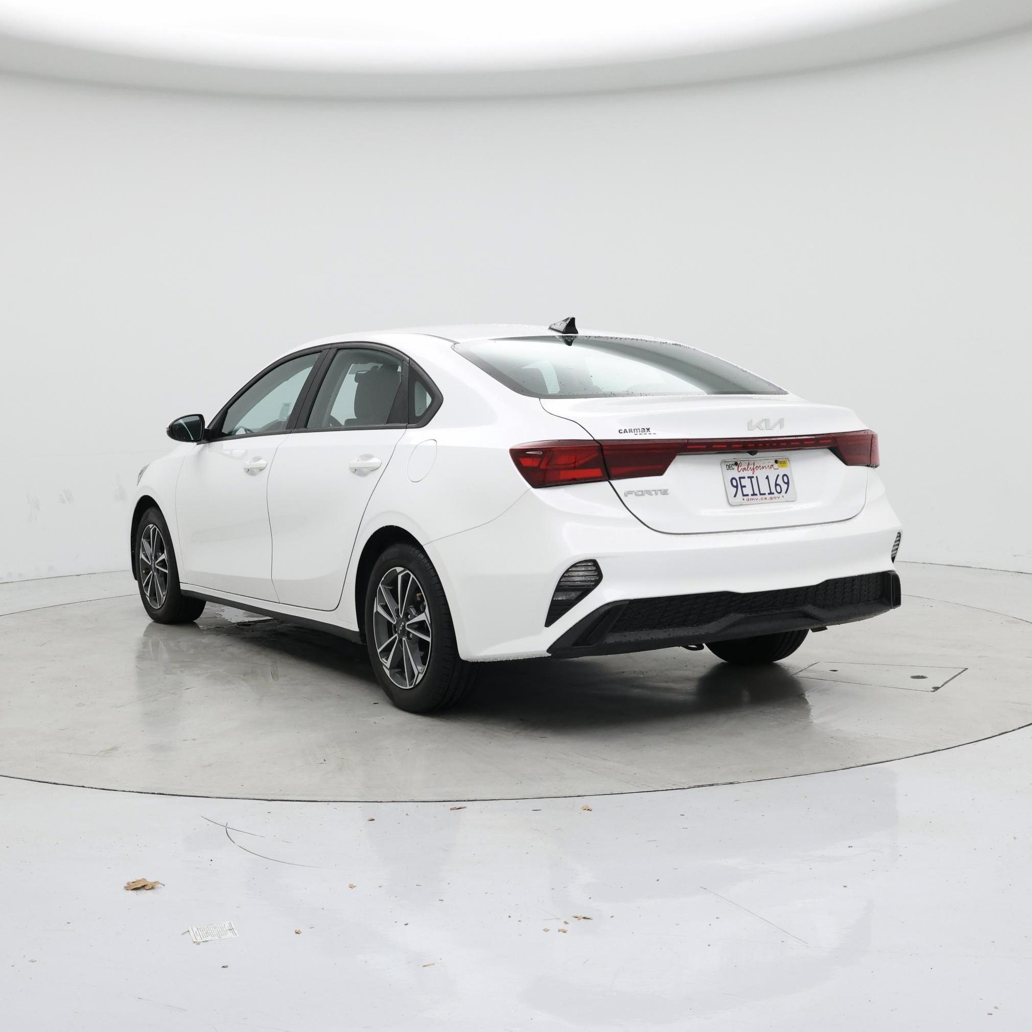 Thumbnail: 2023 Kia Forte - 2