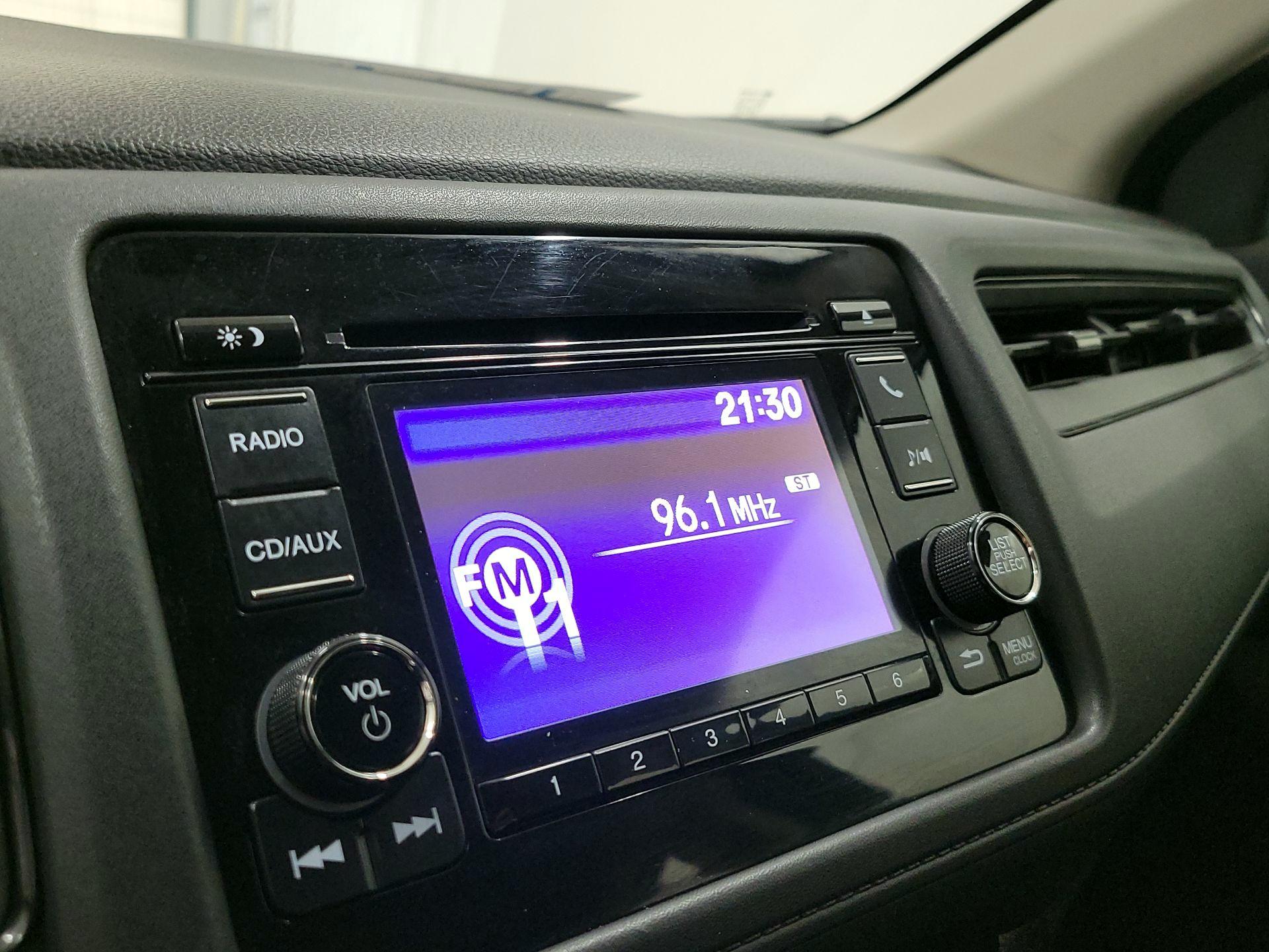 Thumbnail: 2016 Honda HR-V - 15