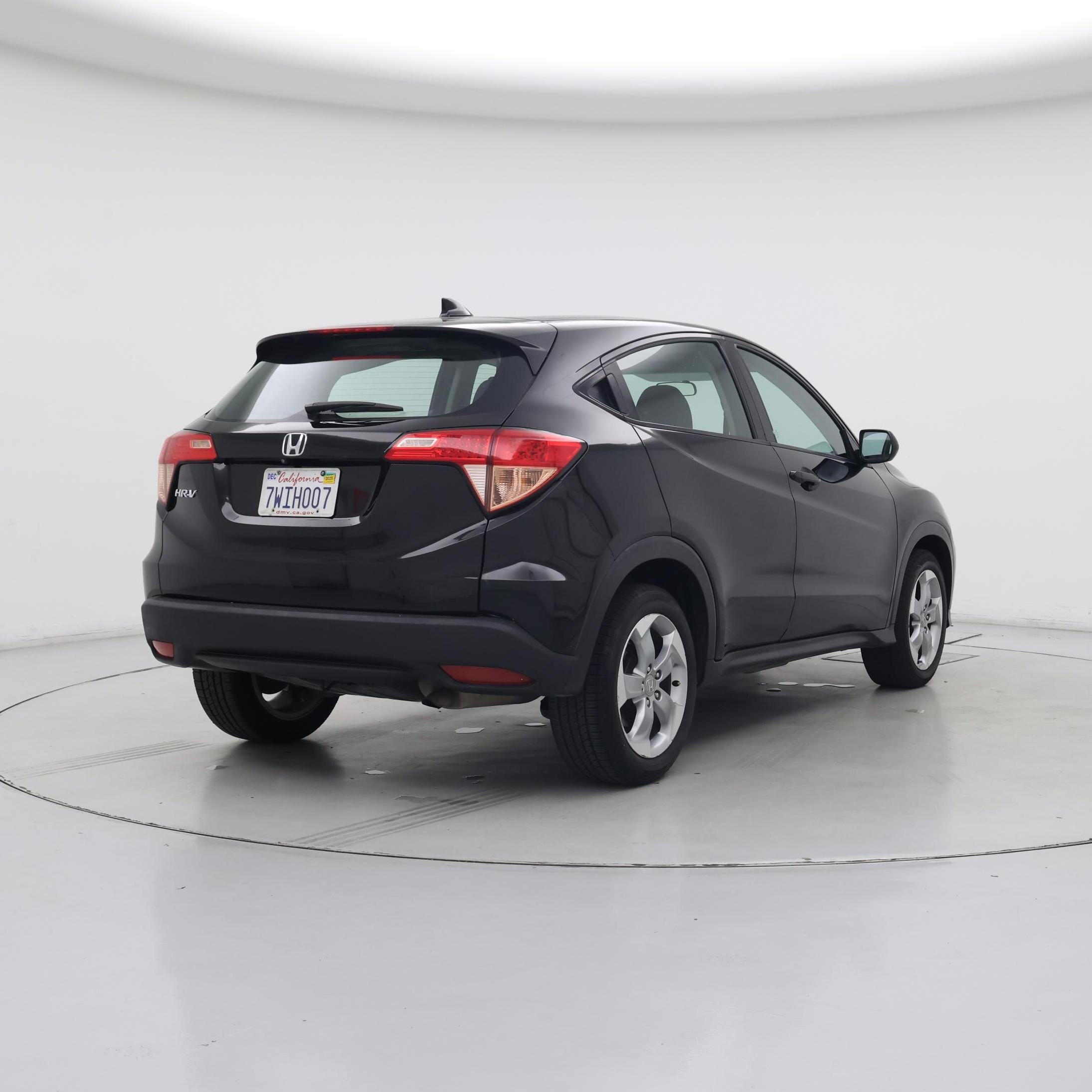 Thumbnail: 2016 Honda HR-V - 8