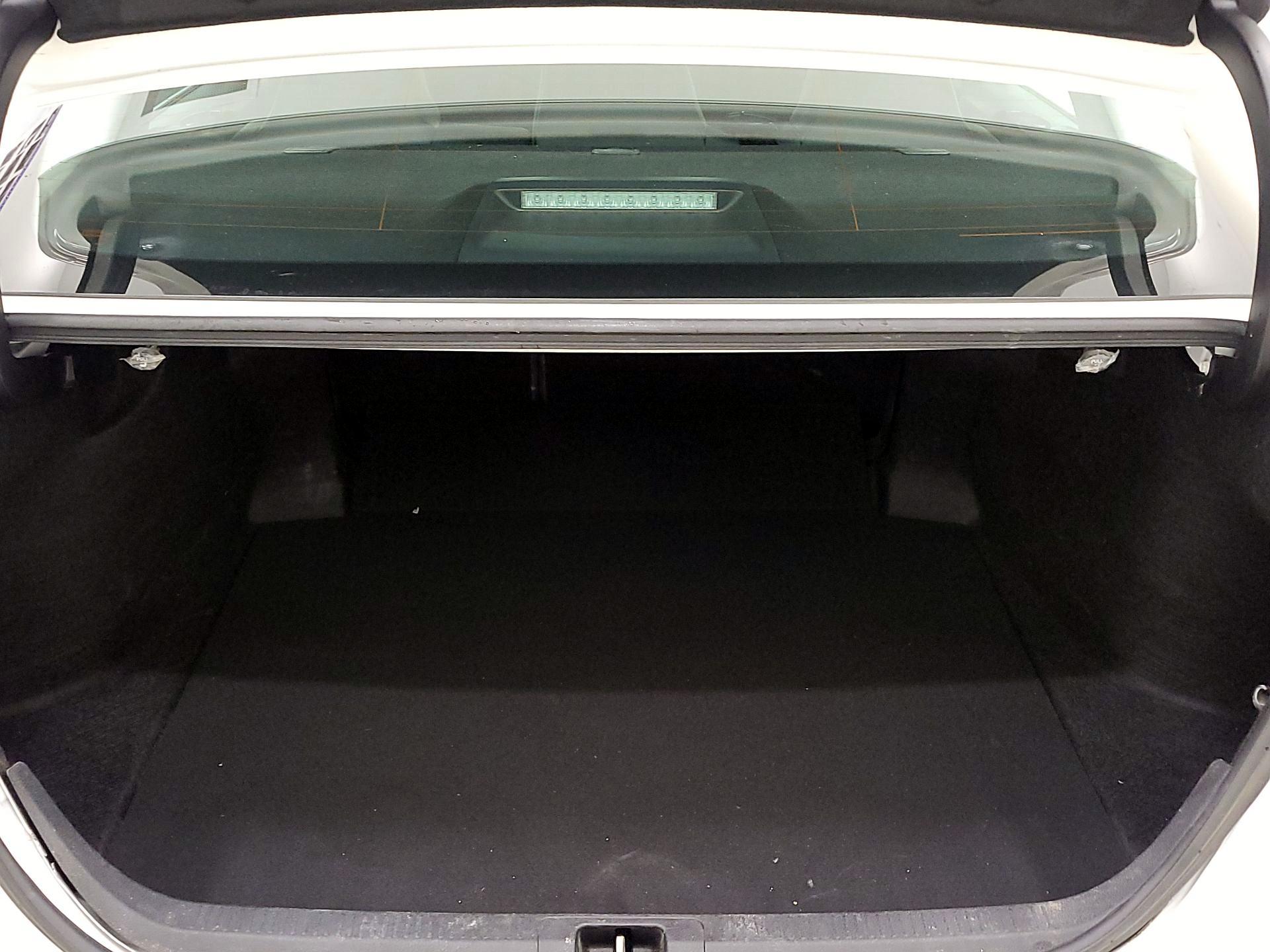 Thumbnail: 2019 Toyota Camry - 20