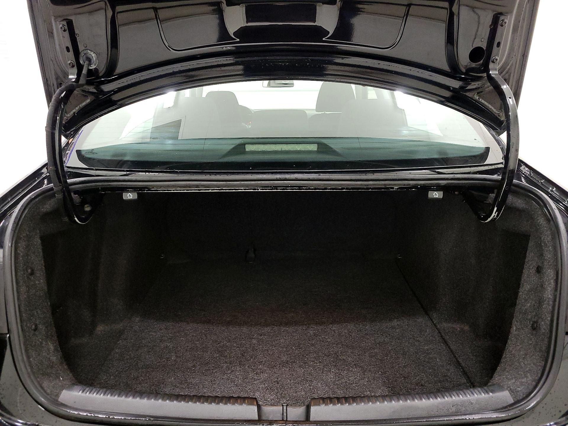 Thumbnail: 2015 Volkswagen Jetta - 19