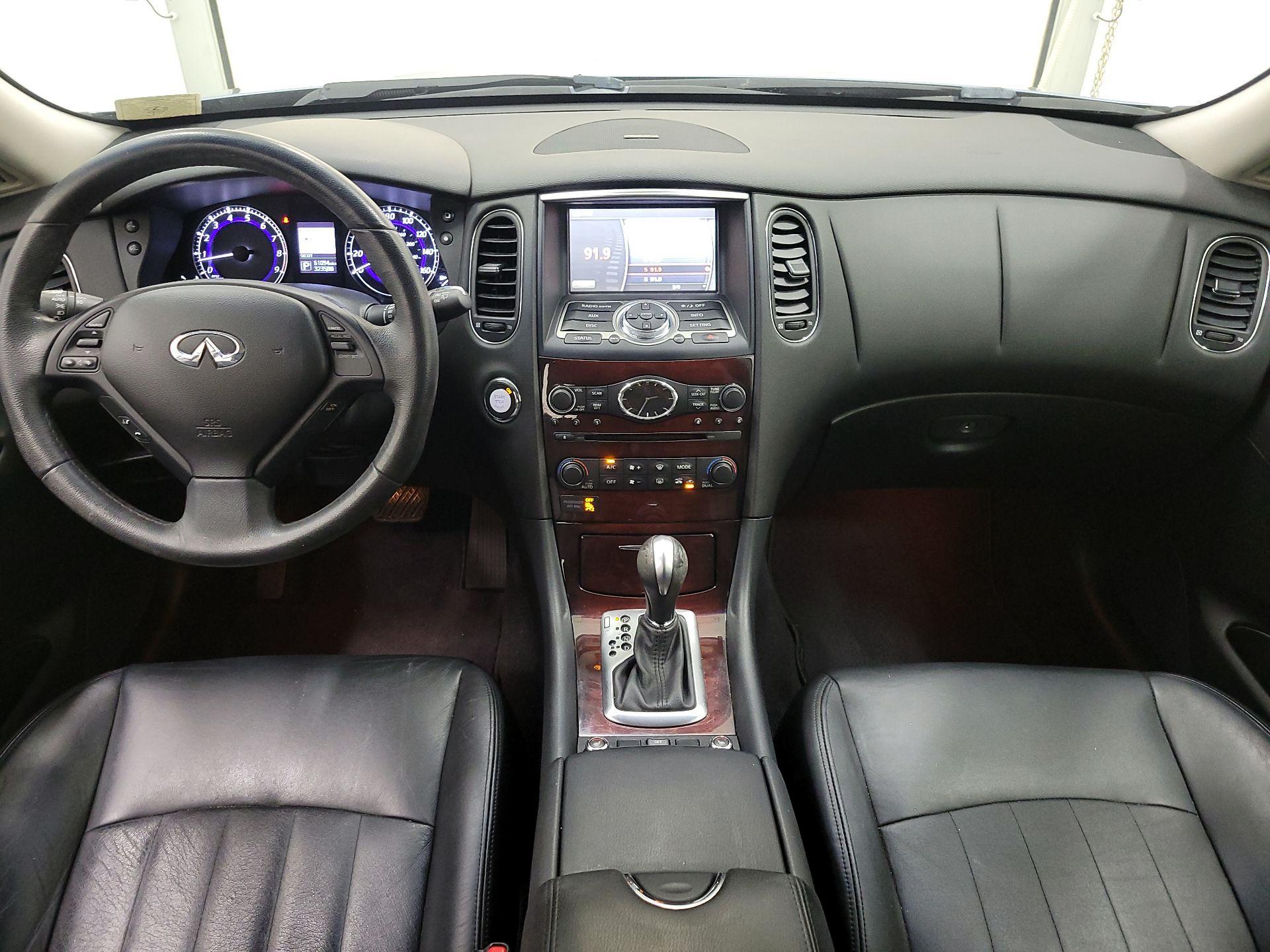 Thumbnail: 2017 INFINITI QX50 - 9