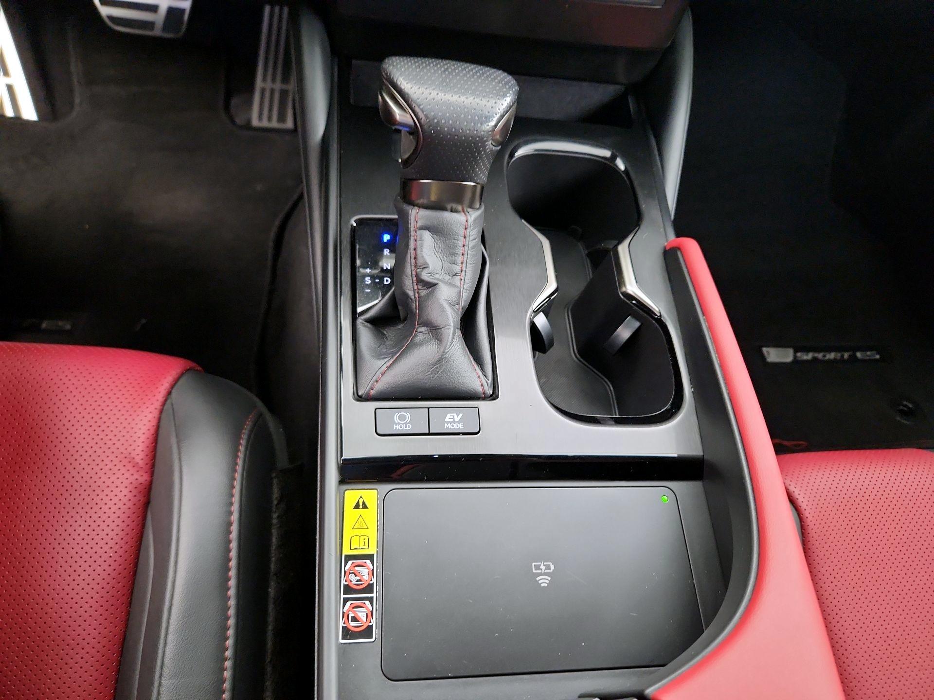 Thumbnail: 2024 Lexus ES - 17