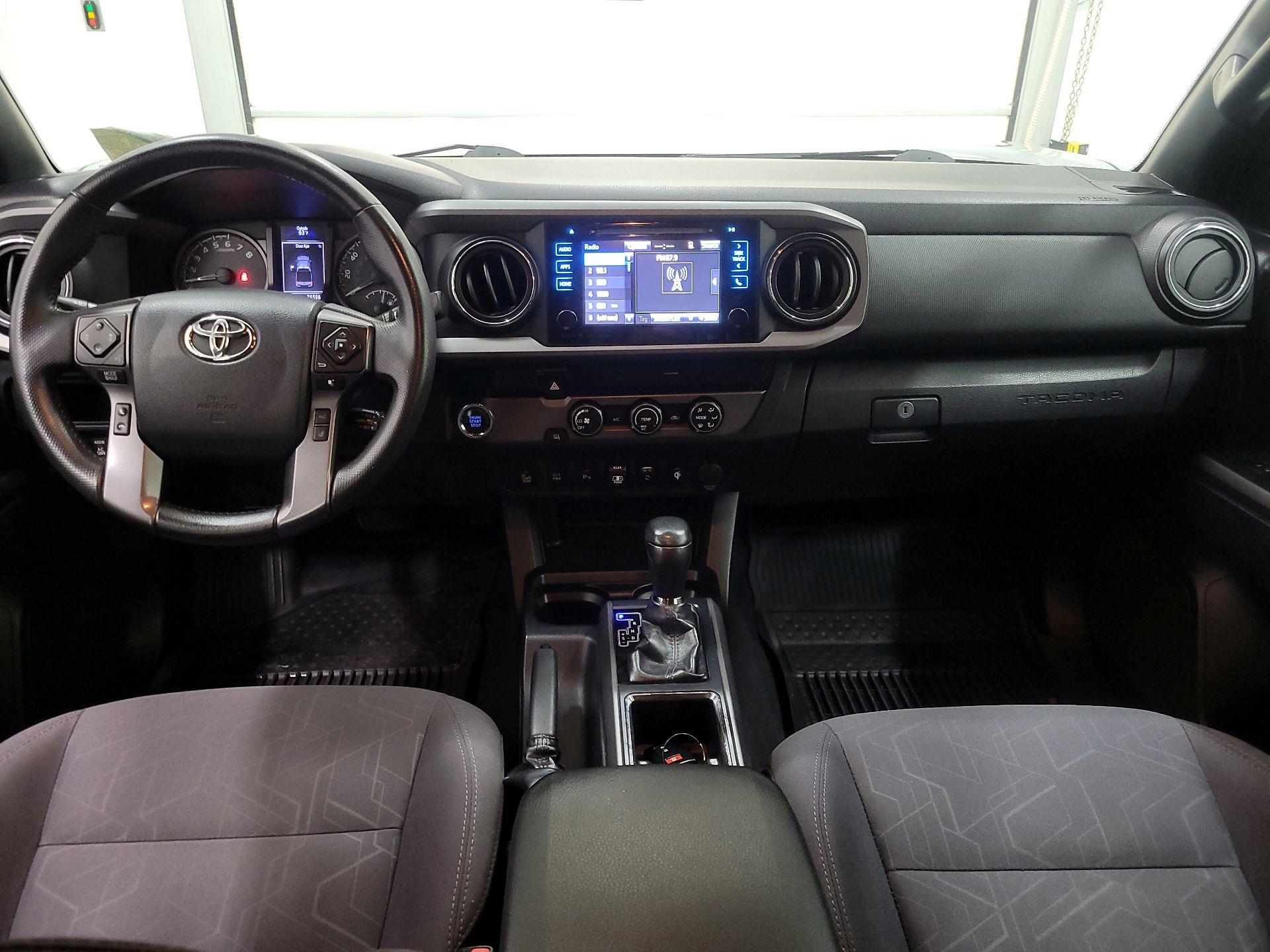 Thumbnail: 2019 Toyota Tacoma - 9