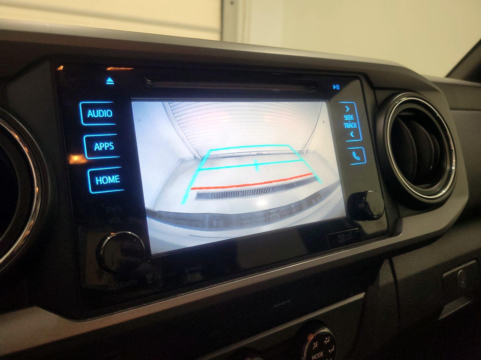 Thumbnail: 2019 Toyota Tacoma - 14