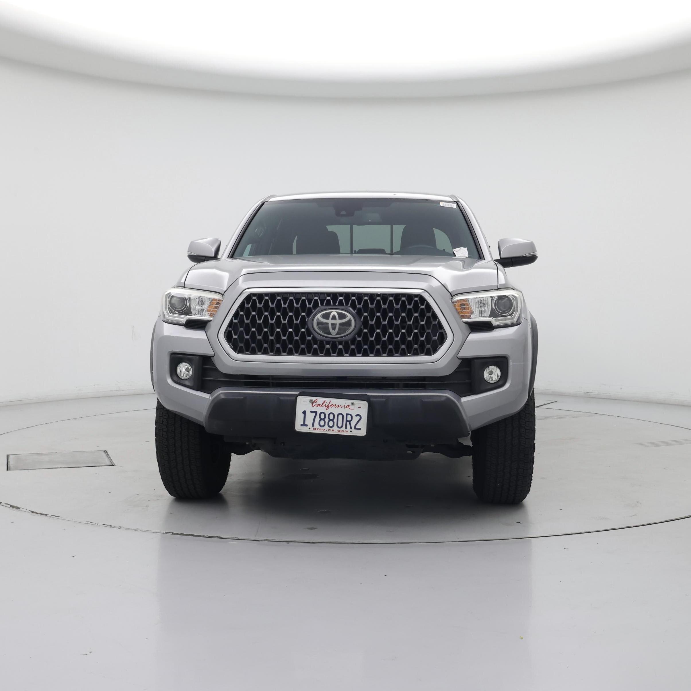 Thumbnail: 2019 Toyota Tacoma - 5