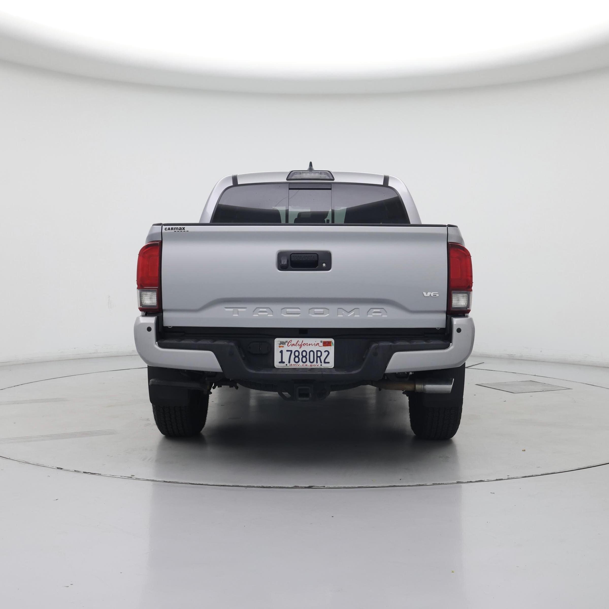 Thumbnail: 2019 Toyota Tacoma - 6