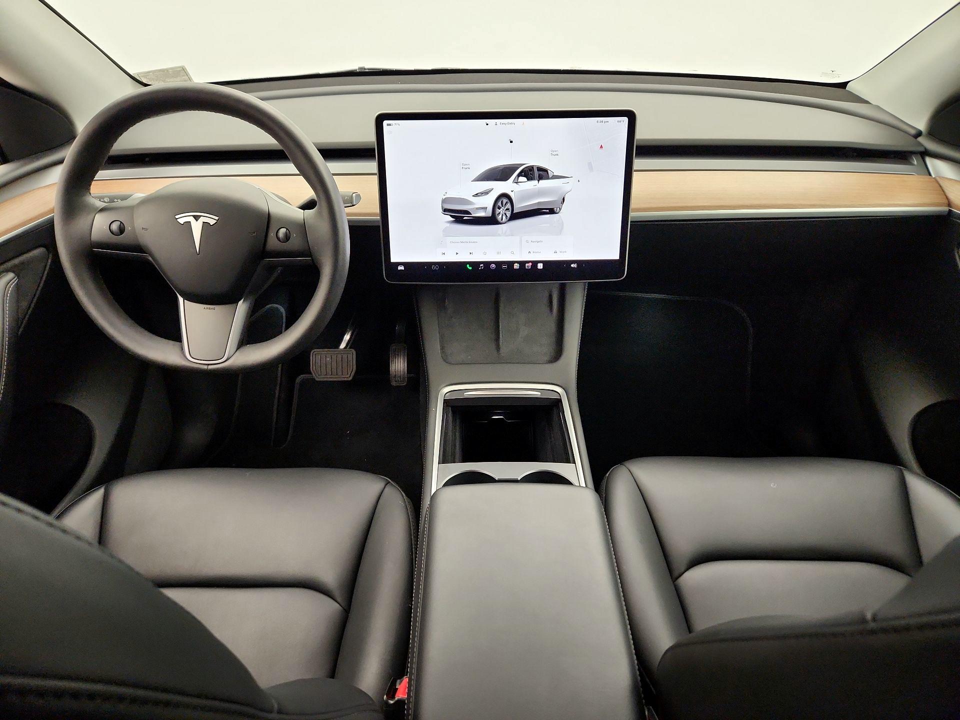 Thumbnail: 2023 Tesla Model Y - 9