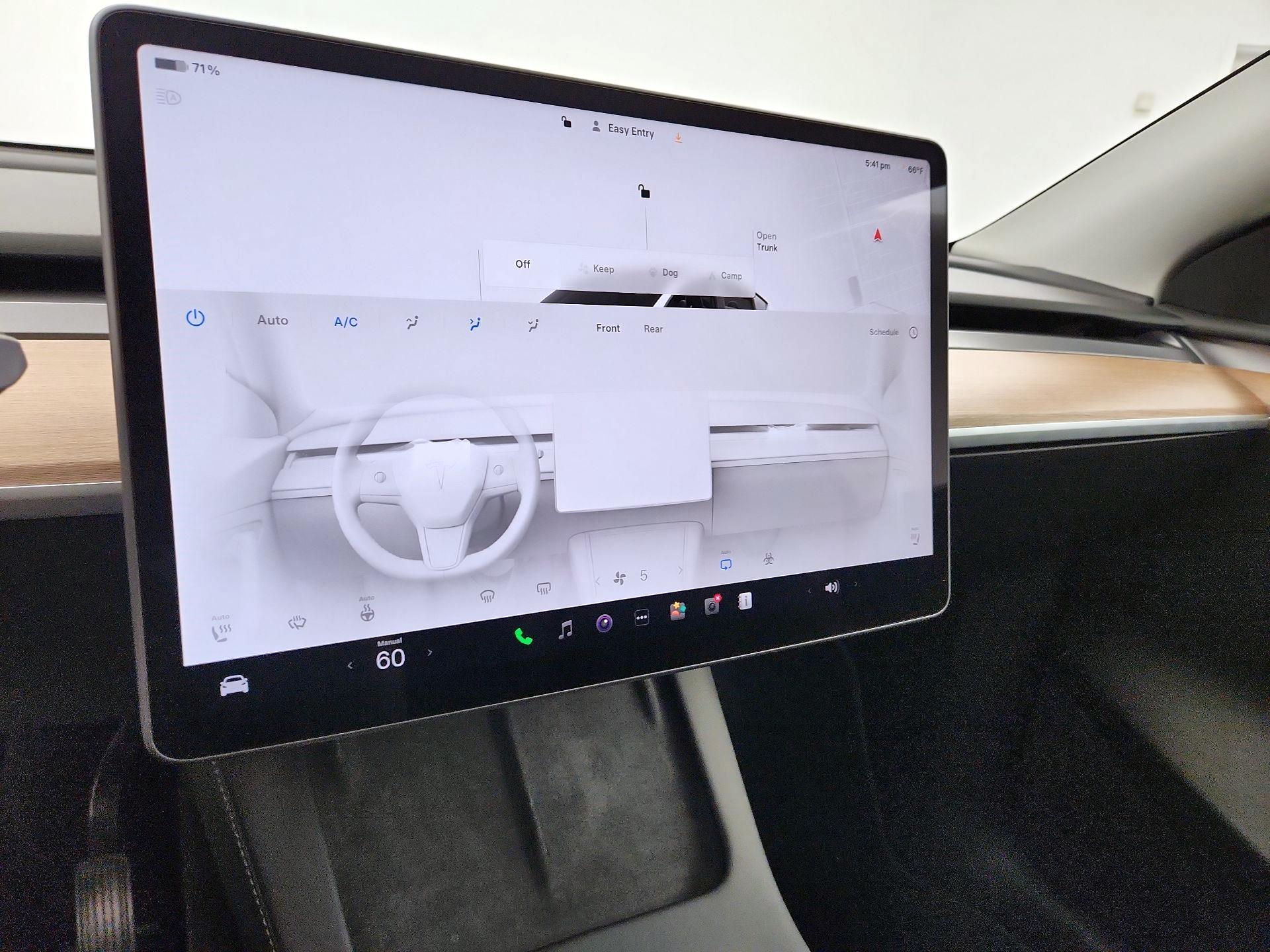 Thumbnail: 2023 Tesla Model Y - 17