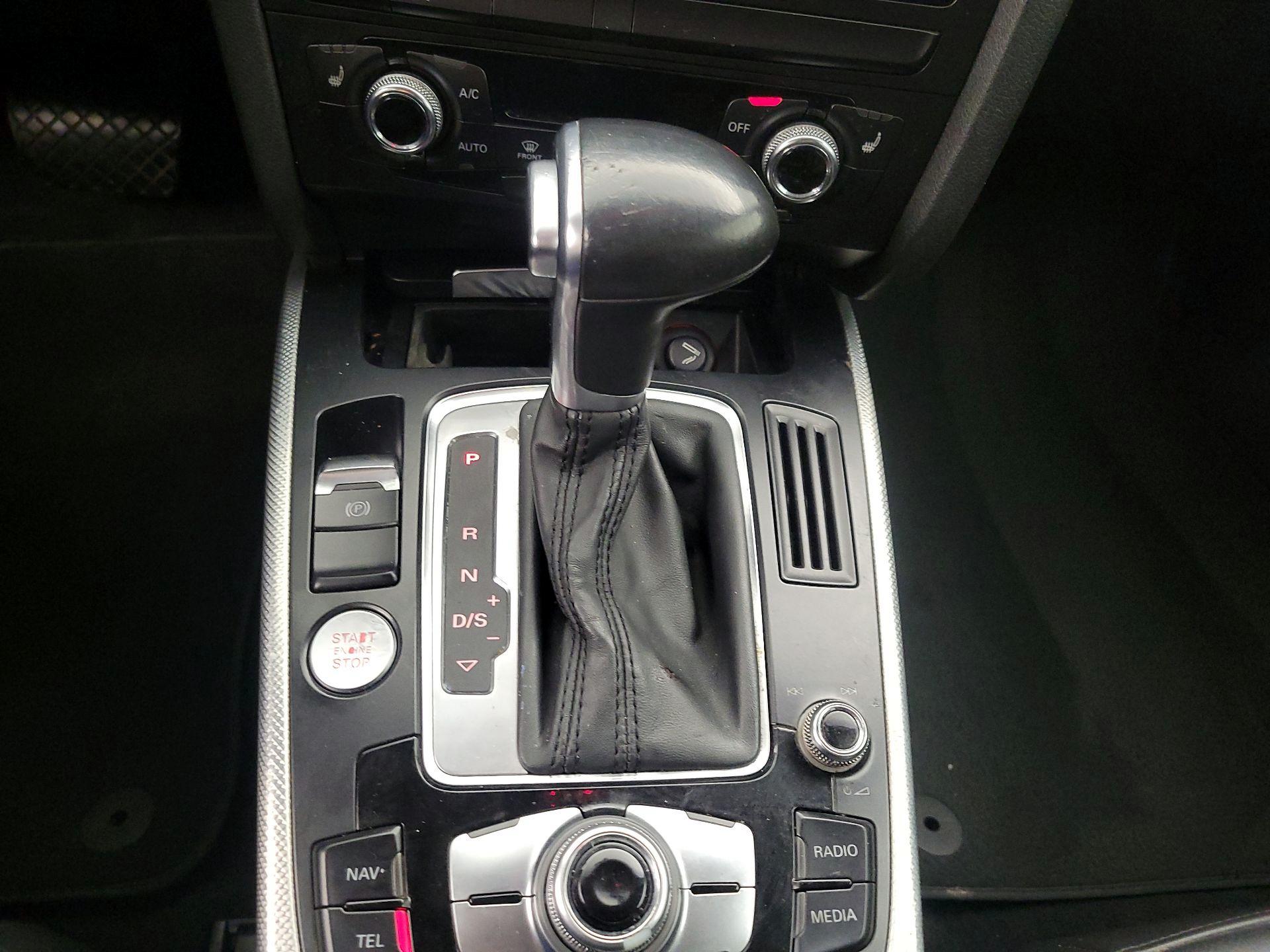 Thumbnail: 2016 Audi A4 - 16