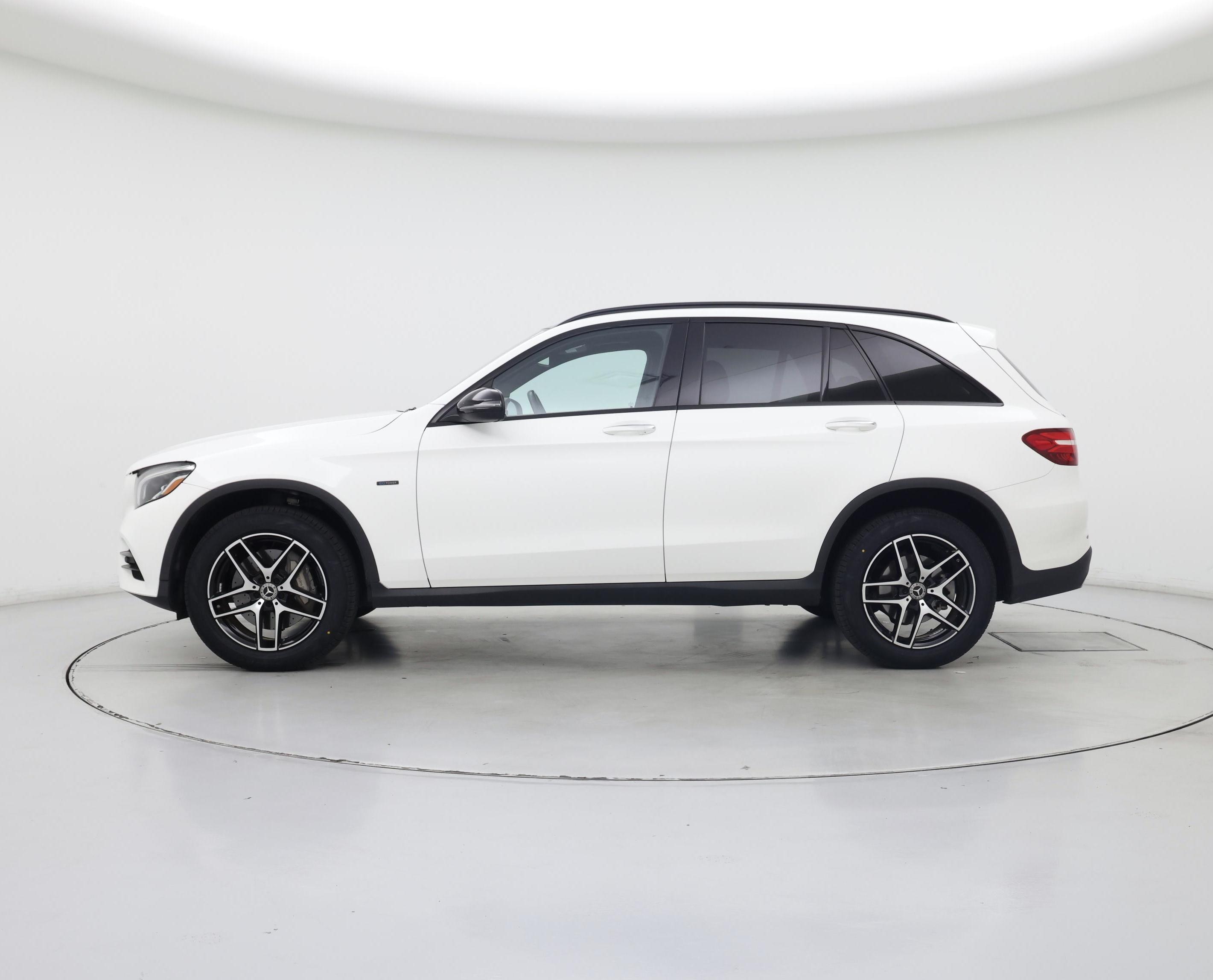 Thumbnail: 2019 Mercedes-Benz GLC - 3