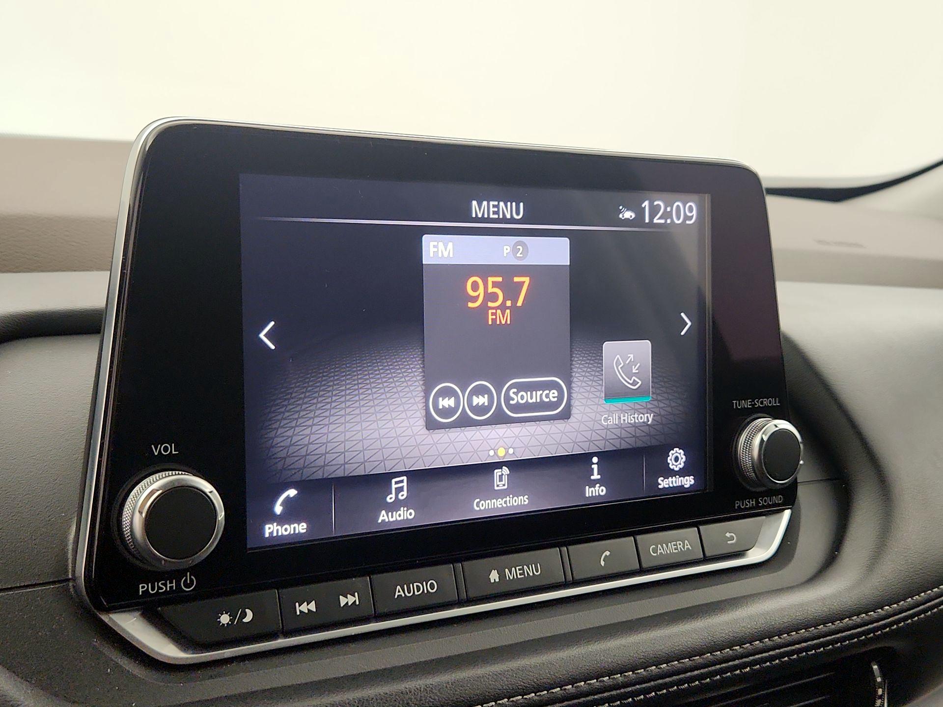 Thumbnail: 2021 Nissan Rogue - 15