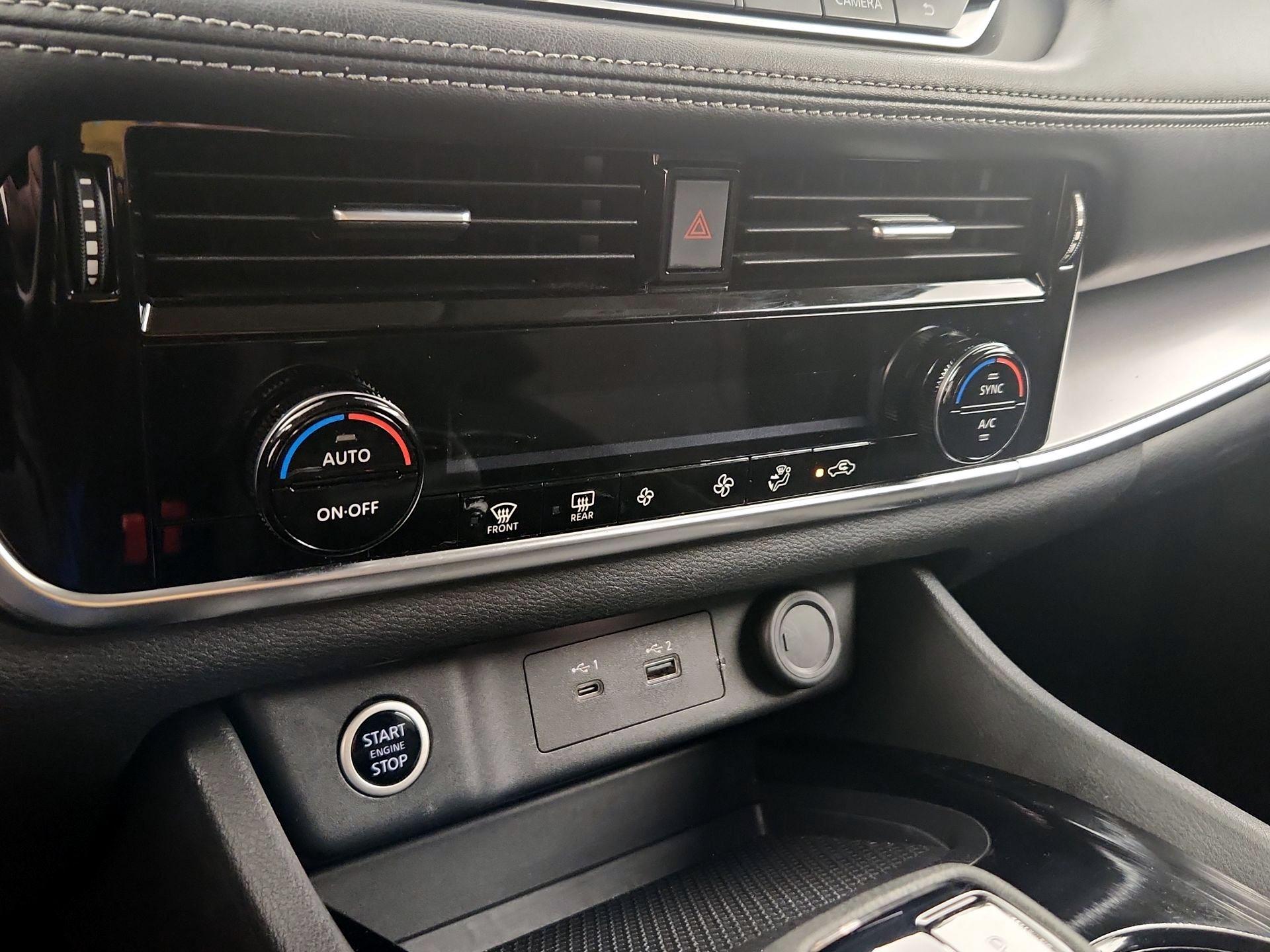 Thumbnail: 2021 Nissan Rogue - 16