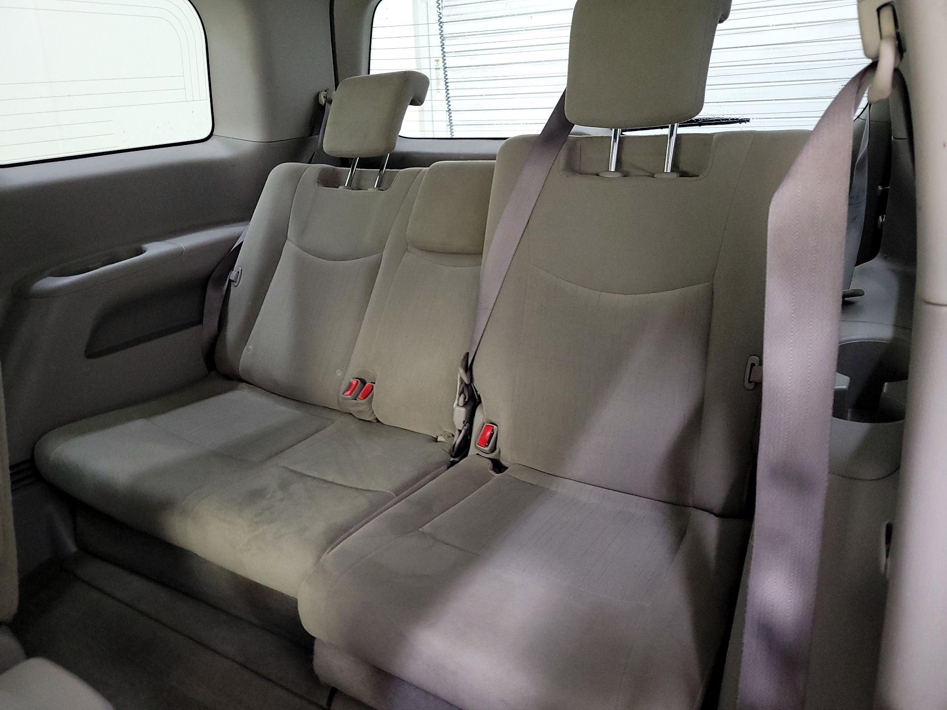 Thumbnail: 2016 Nissan Quest - 19