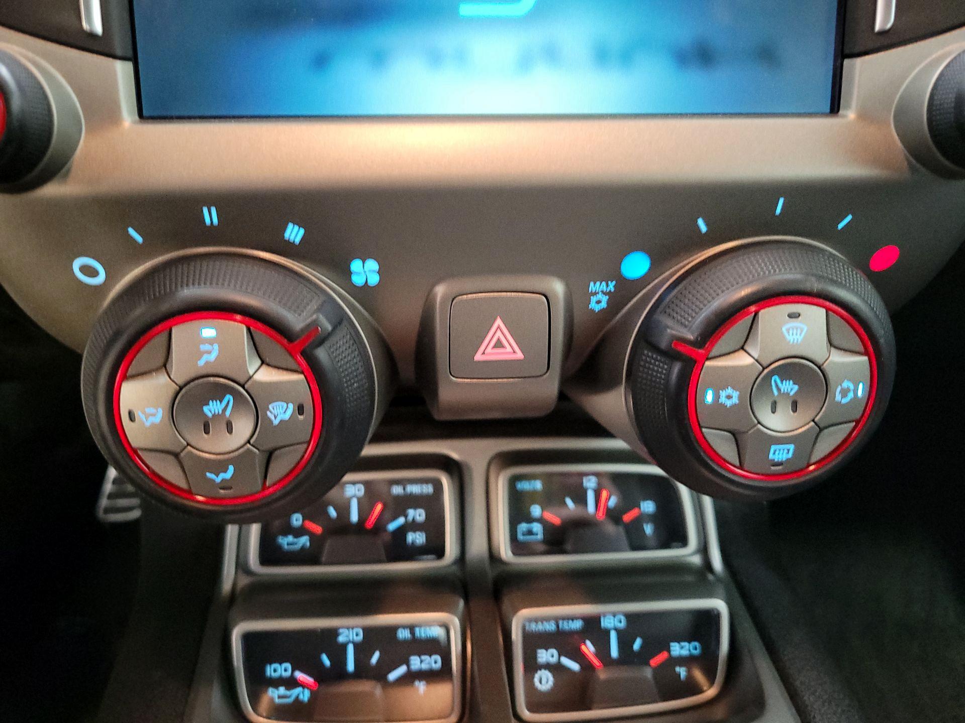 Thumbnail: 2014 Chevrolet Camaro - 16