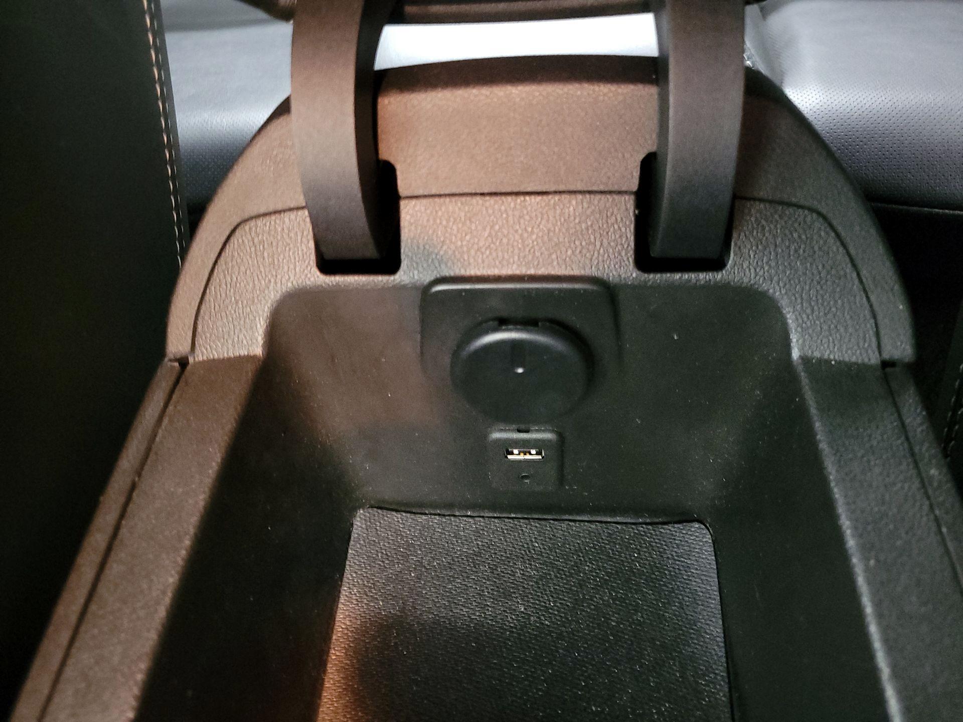 Thumbnail: 2014 Chevrolet Camaro - 18