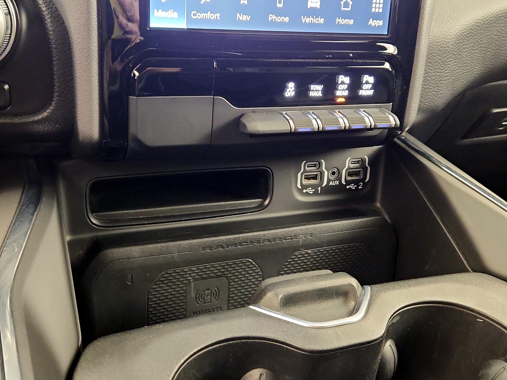 Thumbnail: 2024 RAM 1500 - 19