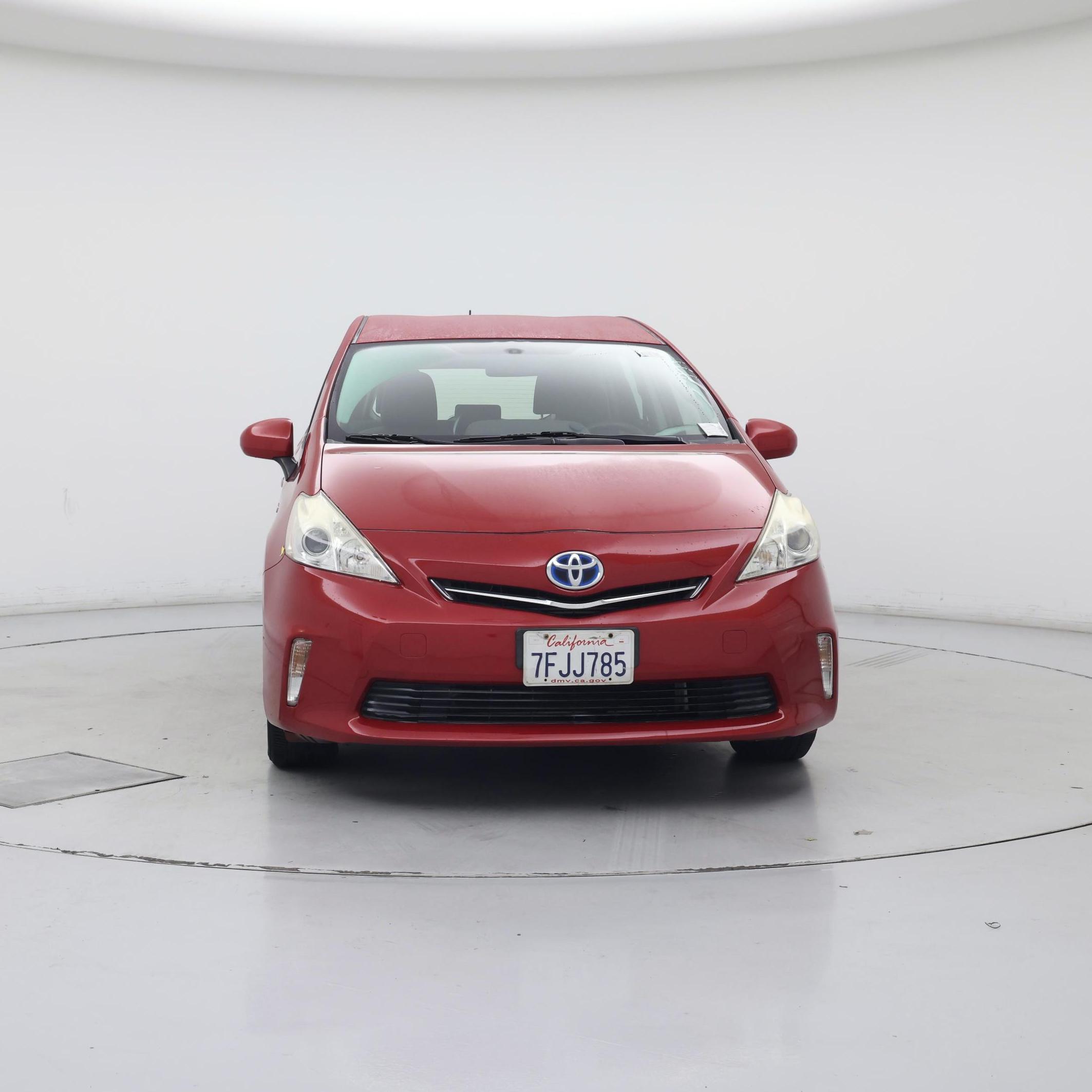 Thumbnail: 2014 Toyota Prius v - 5