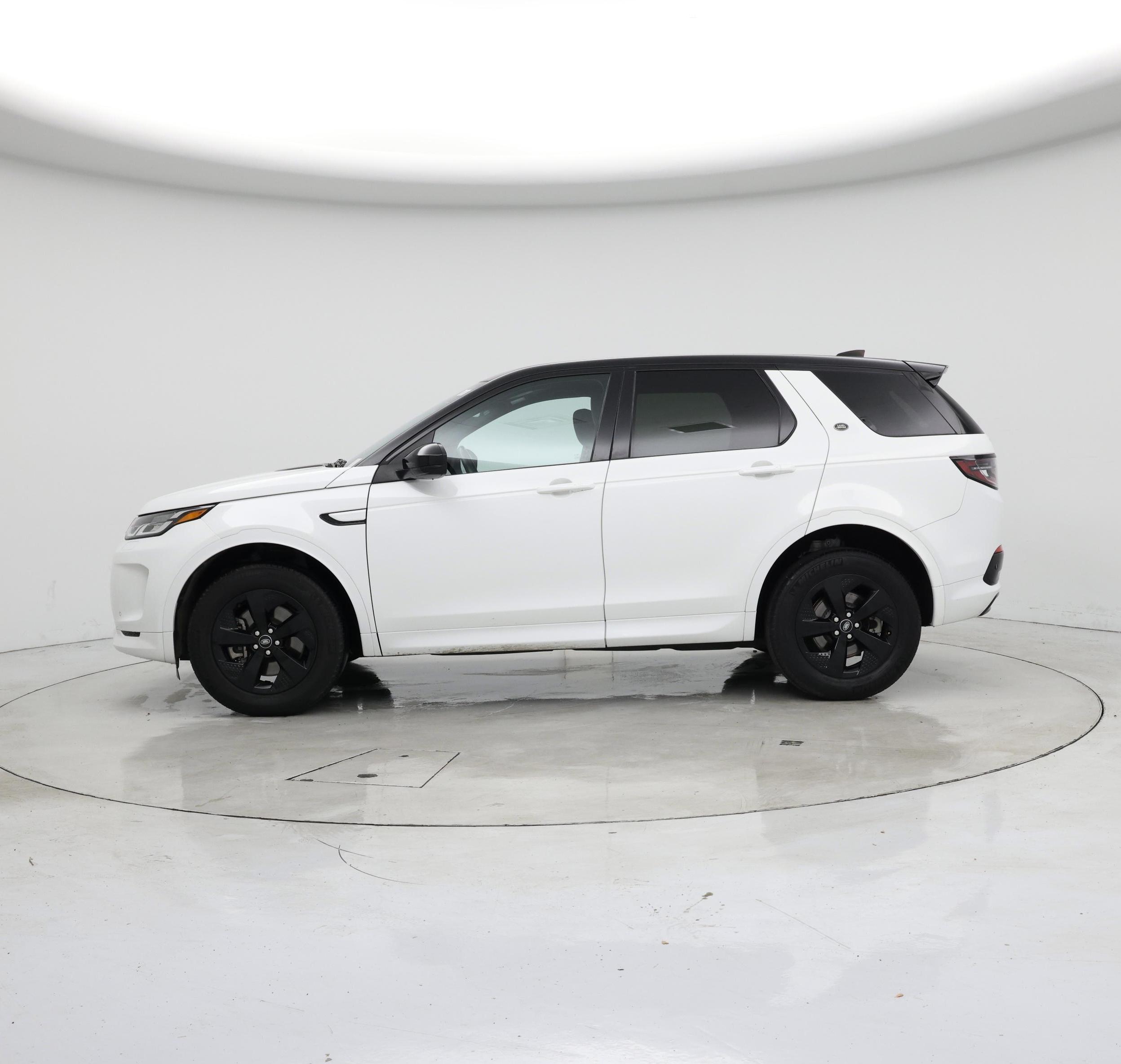 Thumbnail: 2022 Land Rover Discovery Sport - 3