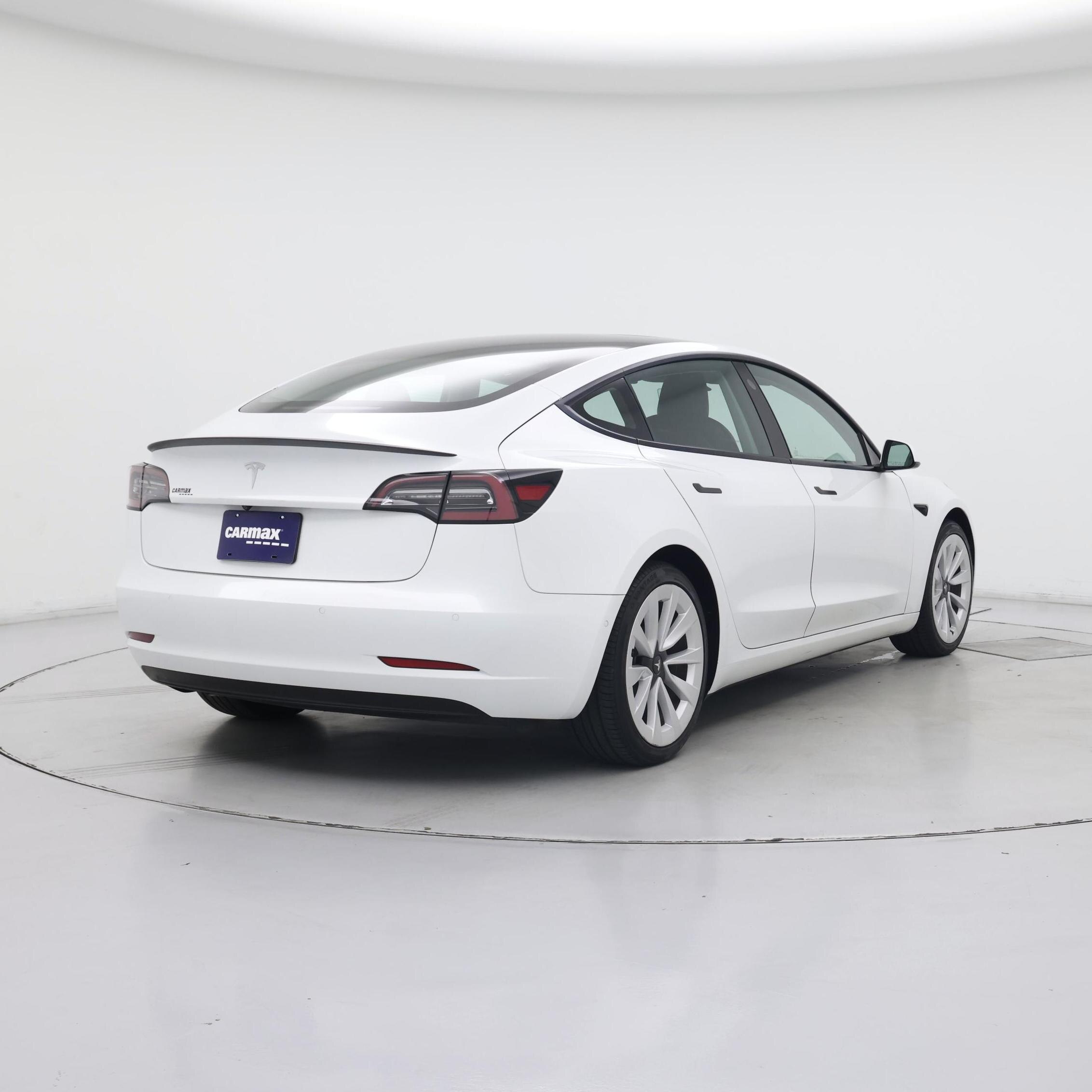 Thumbnail: 2021 Tesla Model 3 - 8