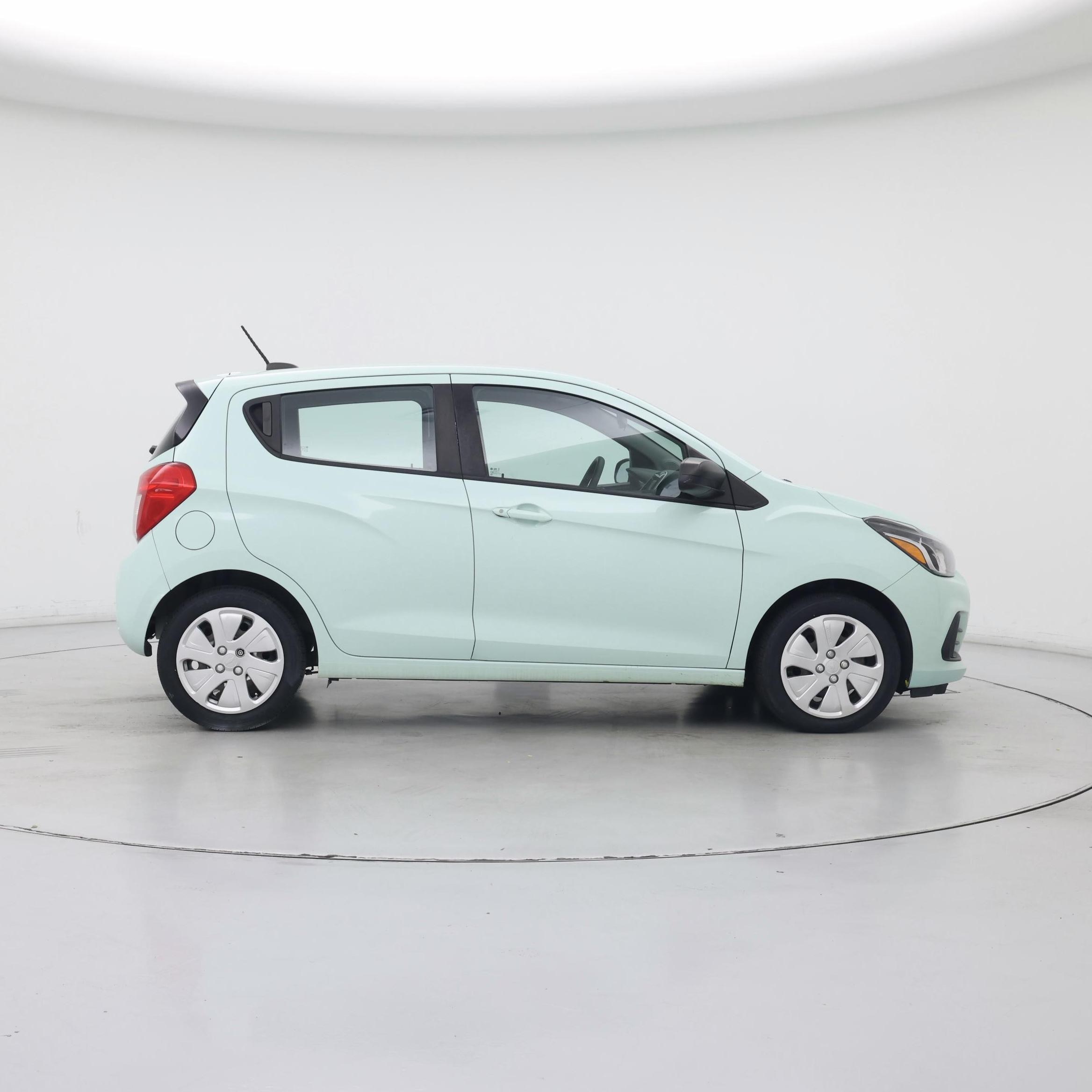 Thumbnail: 2017 Chevrolet Spark - 7