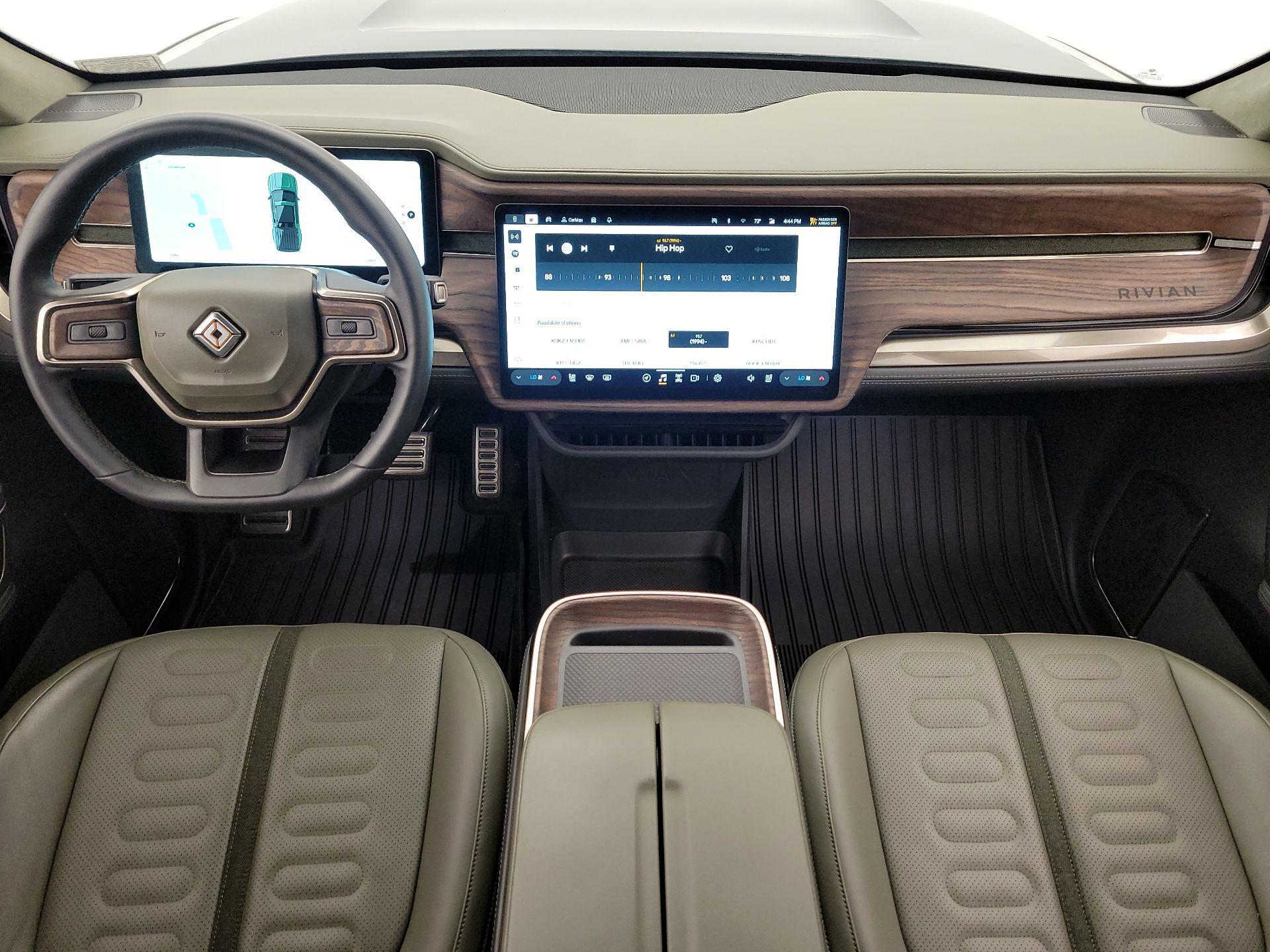 Thumbnail: 2022 Rivian R1T - 9
