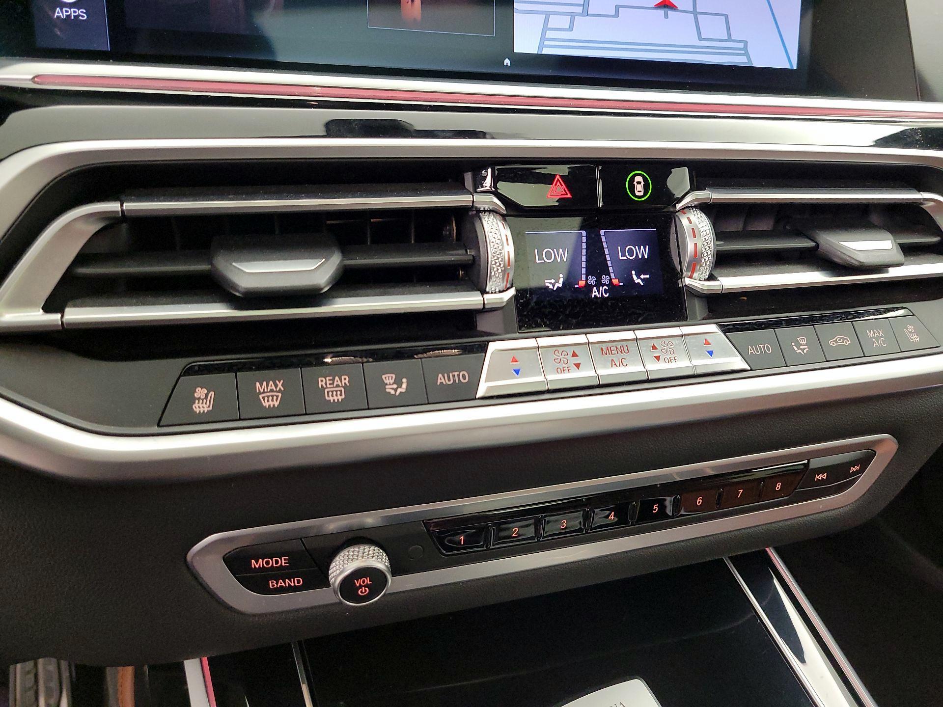 Thumbnail: 2021 BMW X7 - 17
