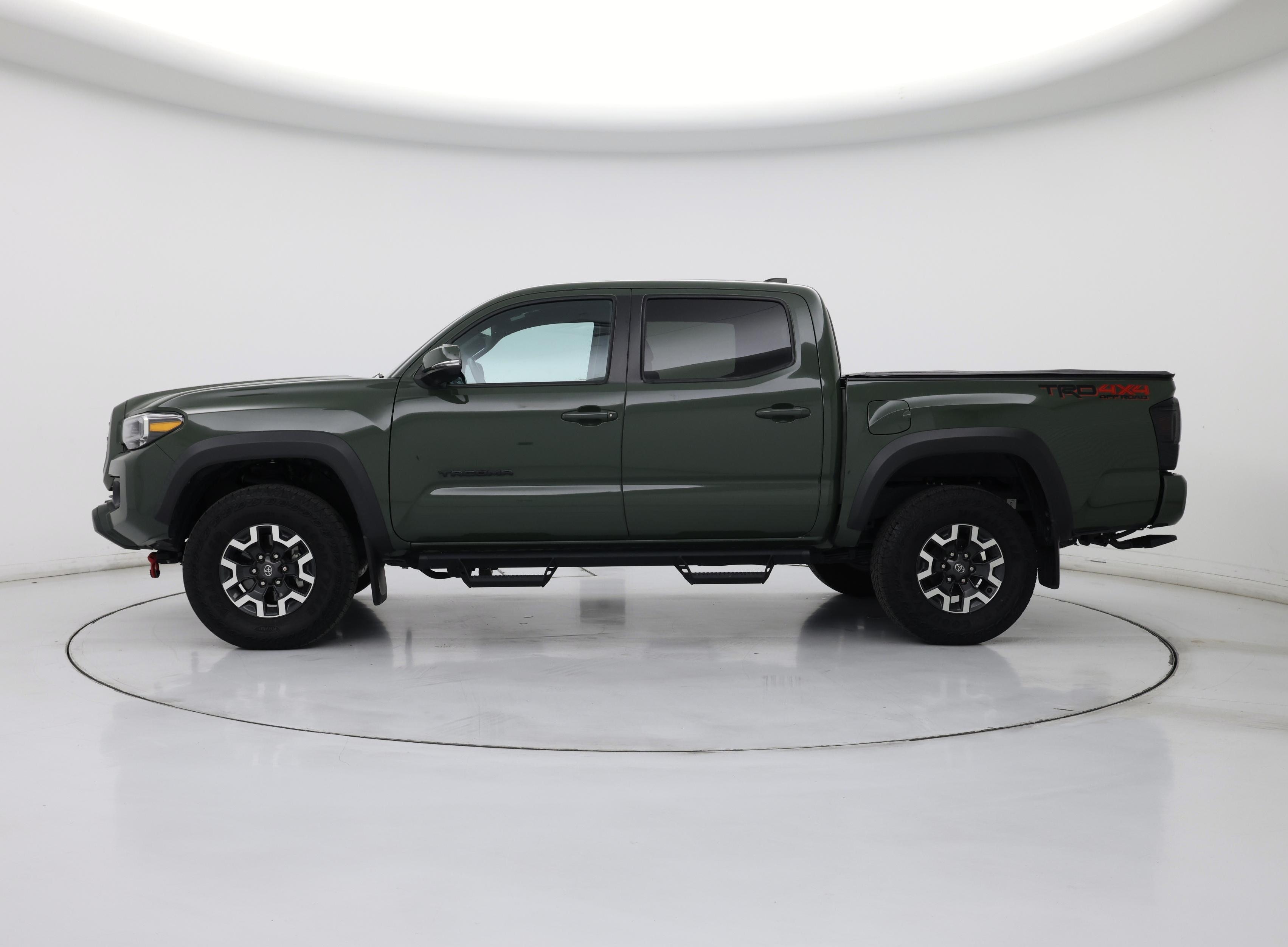 Thumbnail: 2022 Toyota Tacoma - 3