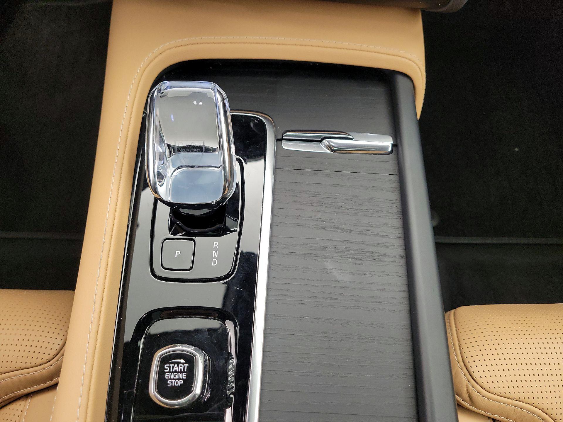 Thumbnail: 2024 Volvo XC90 - 18