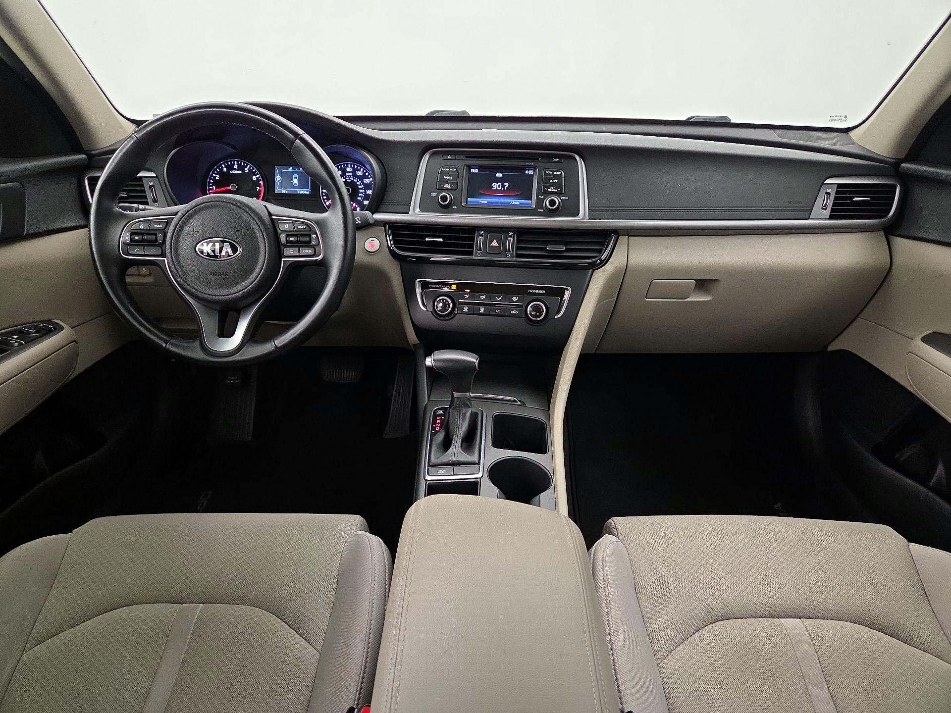 Thumbnail: 2016 Kia Optima - 9