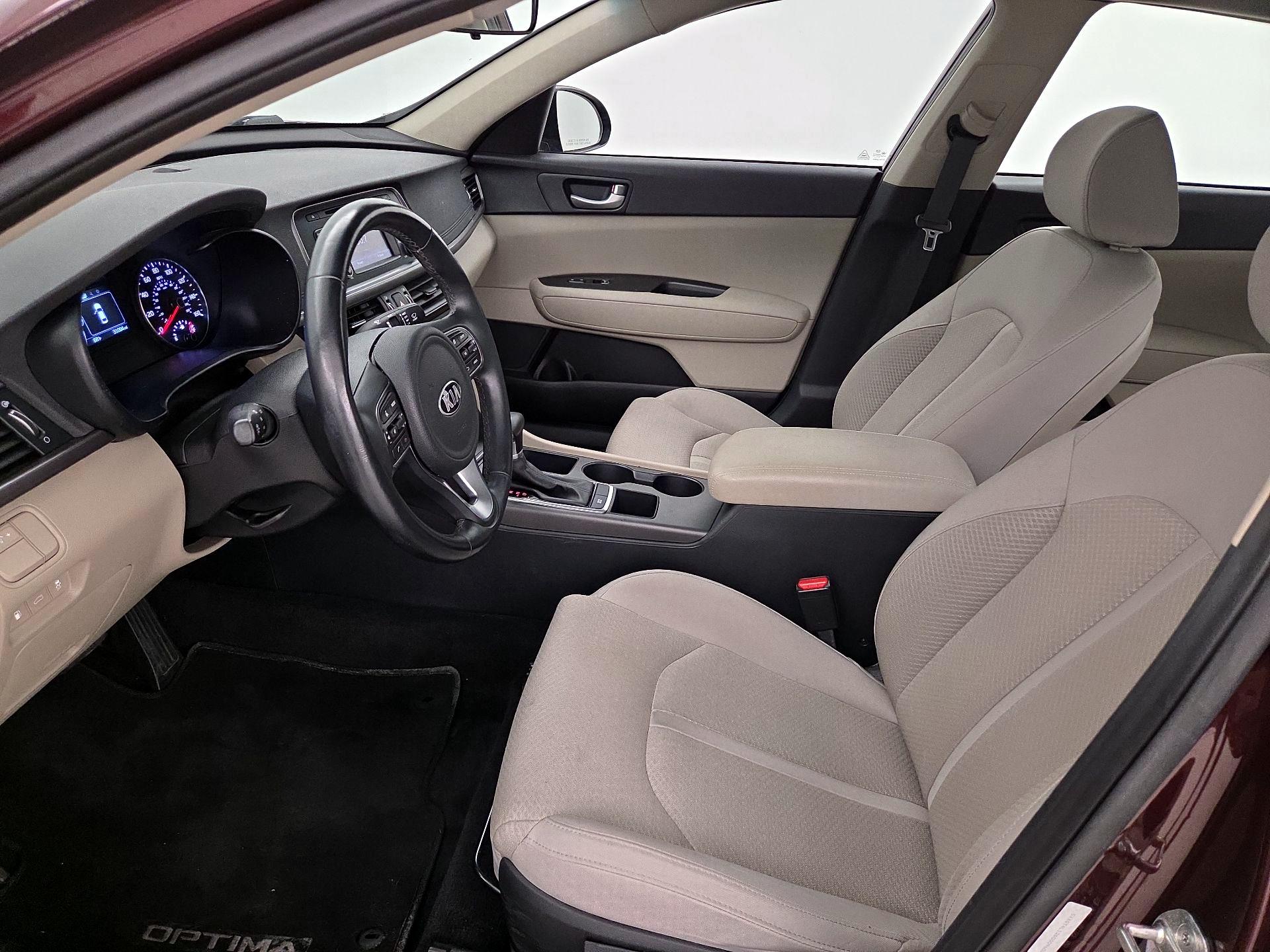 Thumbnail: 2016 Kia Optima - 11