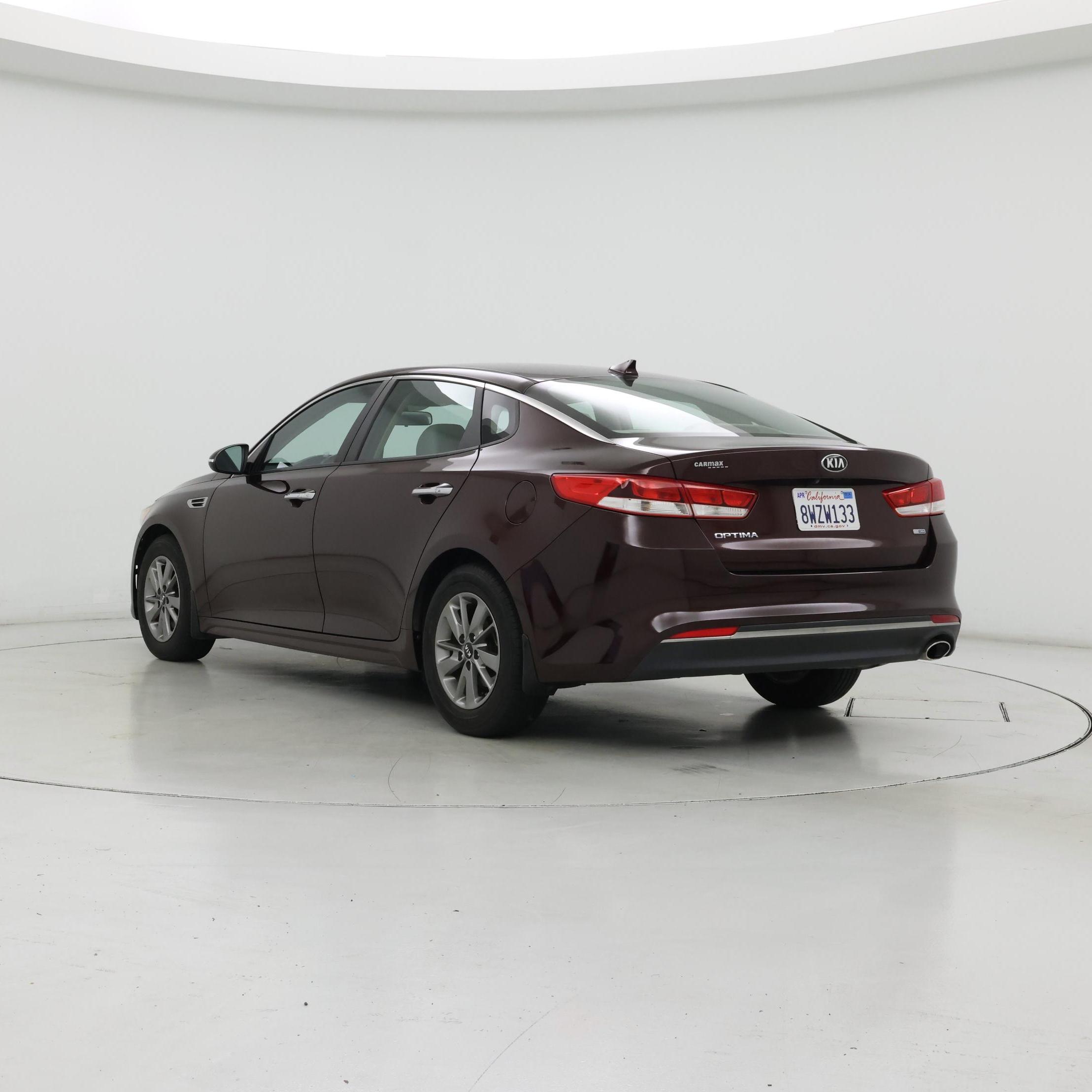 Thumbnail: 2016 Kia Optima - 2